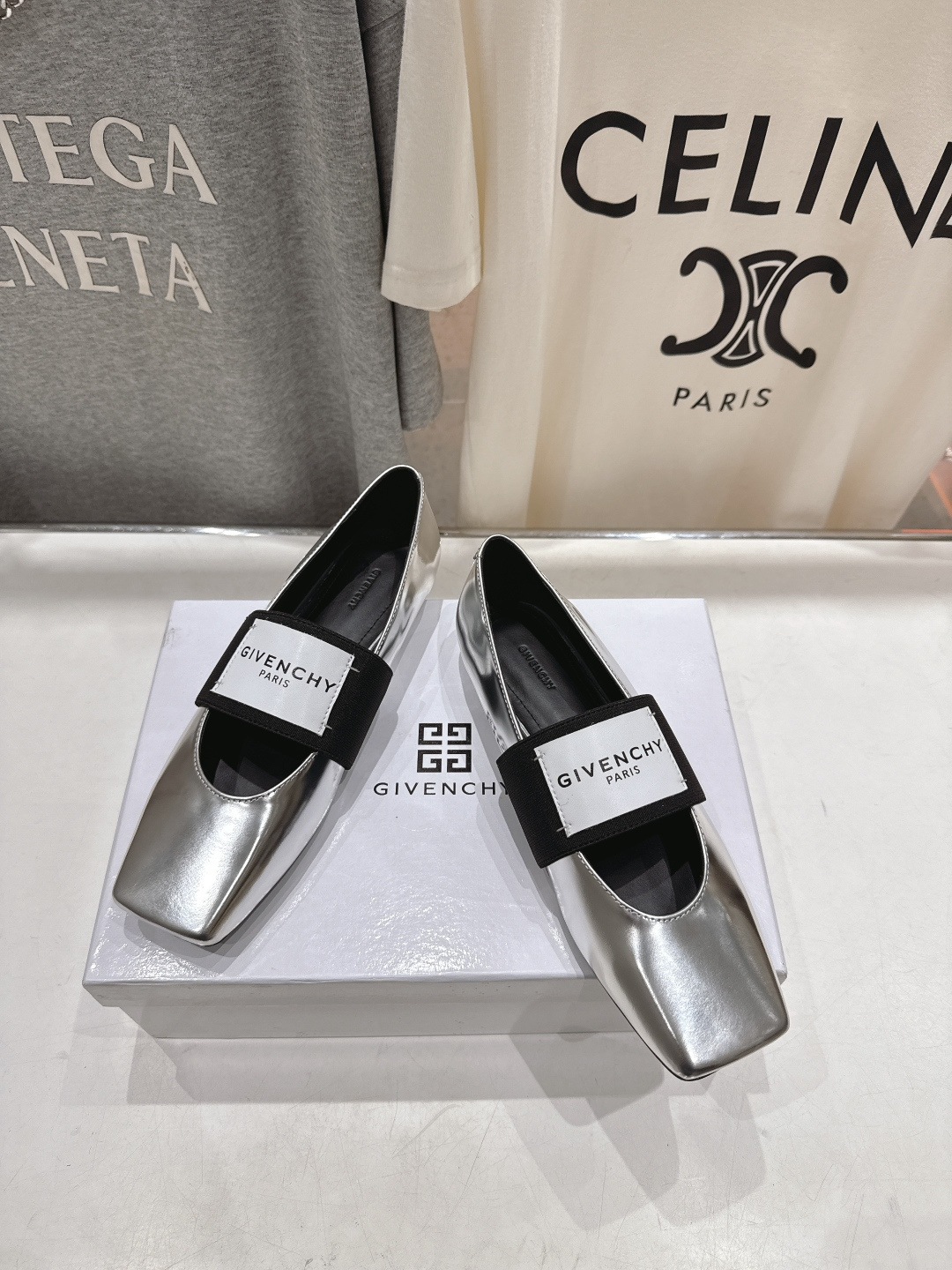 高版本出厂 Givenchy/纪梵希F030 26ss早春走秀新款 章若楠同款Sliced Square