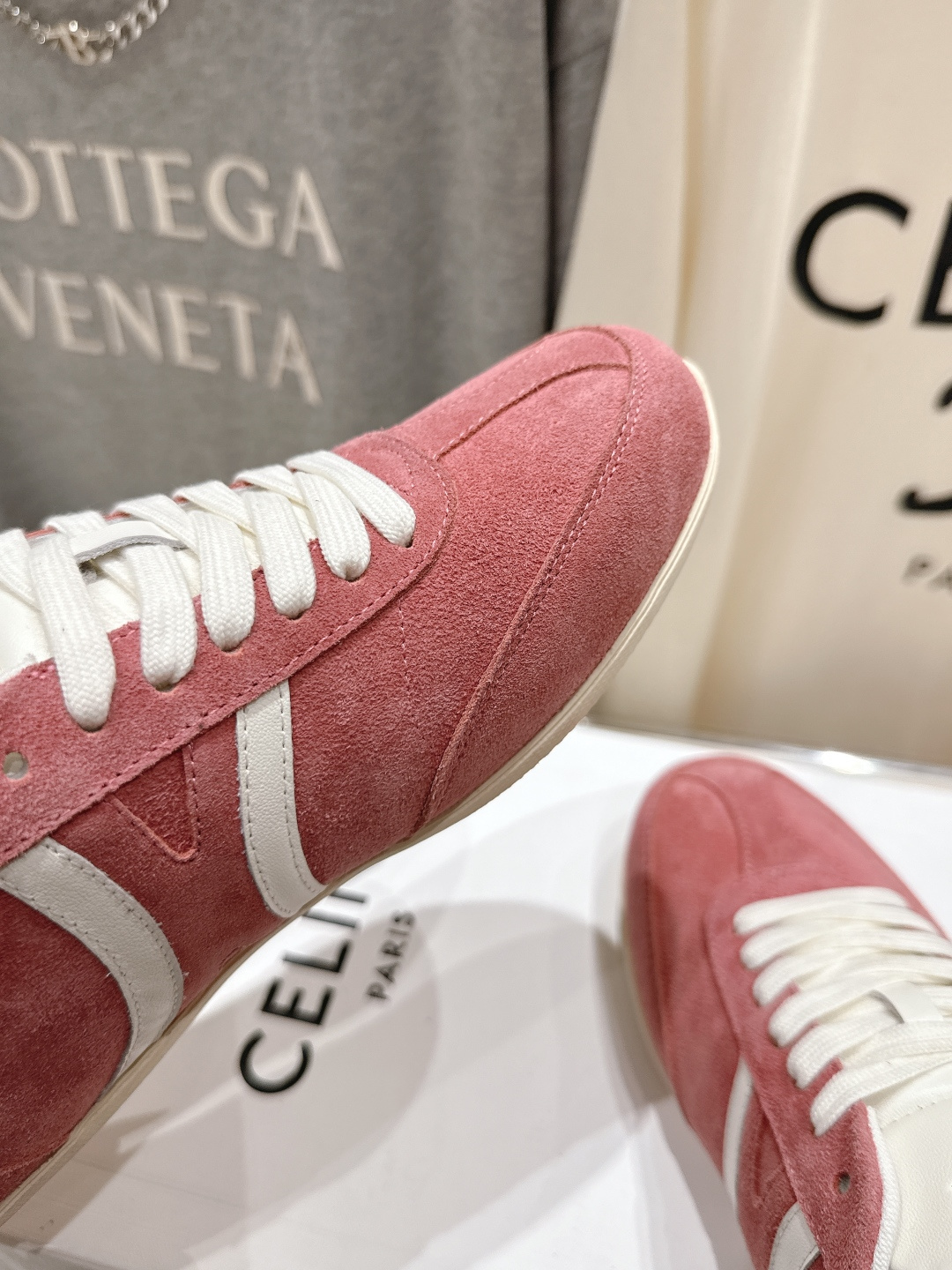 高版本出厂 CELINE*思琳赛琳F035 2025ss新款徽标系带阿甘鞋休闲运动鞋小白鞋简单舒服，干净