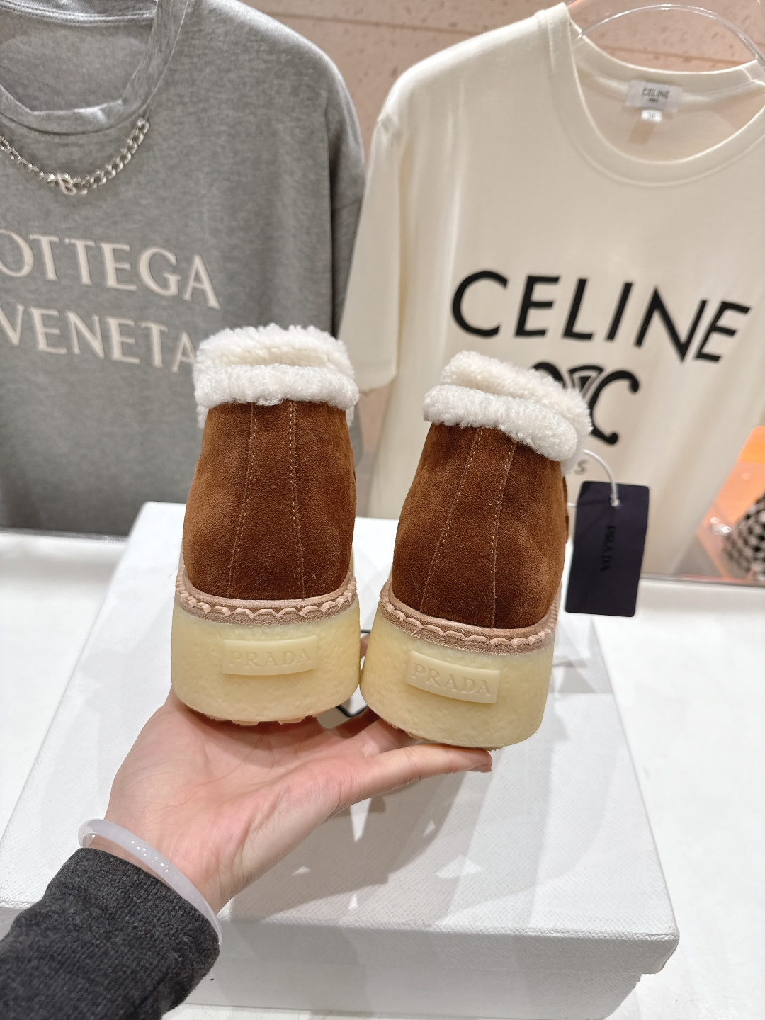 高版本出厂 Prada*普拉达F029 2025ss秋冬新款毛里厚底乐福鞋运动鞋休闲鞋闪亮登场🌟时尚大方