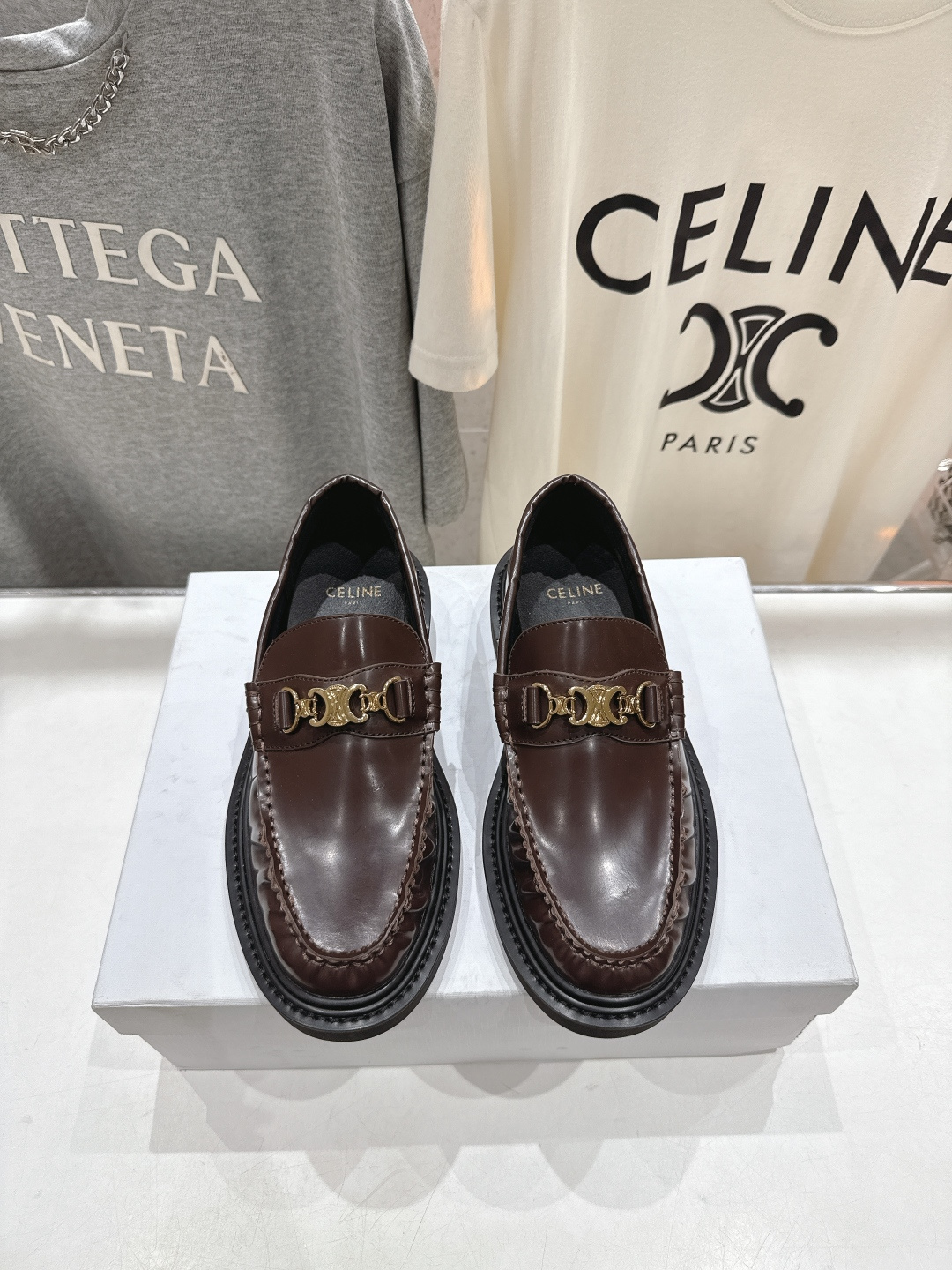 高版本出厂 Celine*赛琳F035 2026ss早春爆款厚底一脚蹬乐福鞋休闲小皮鞋，2026全新升级