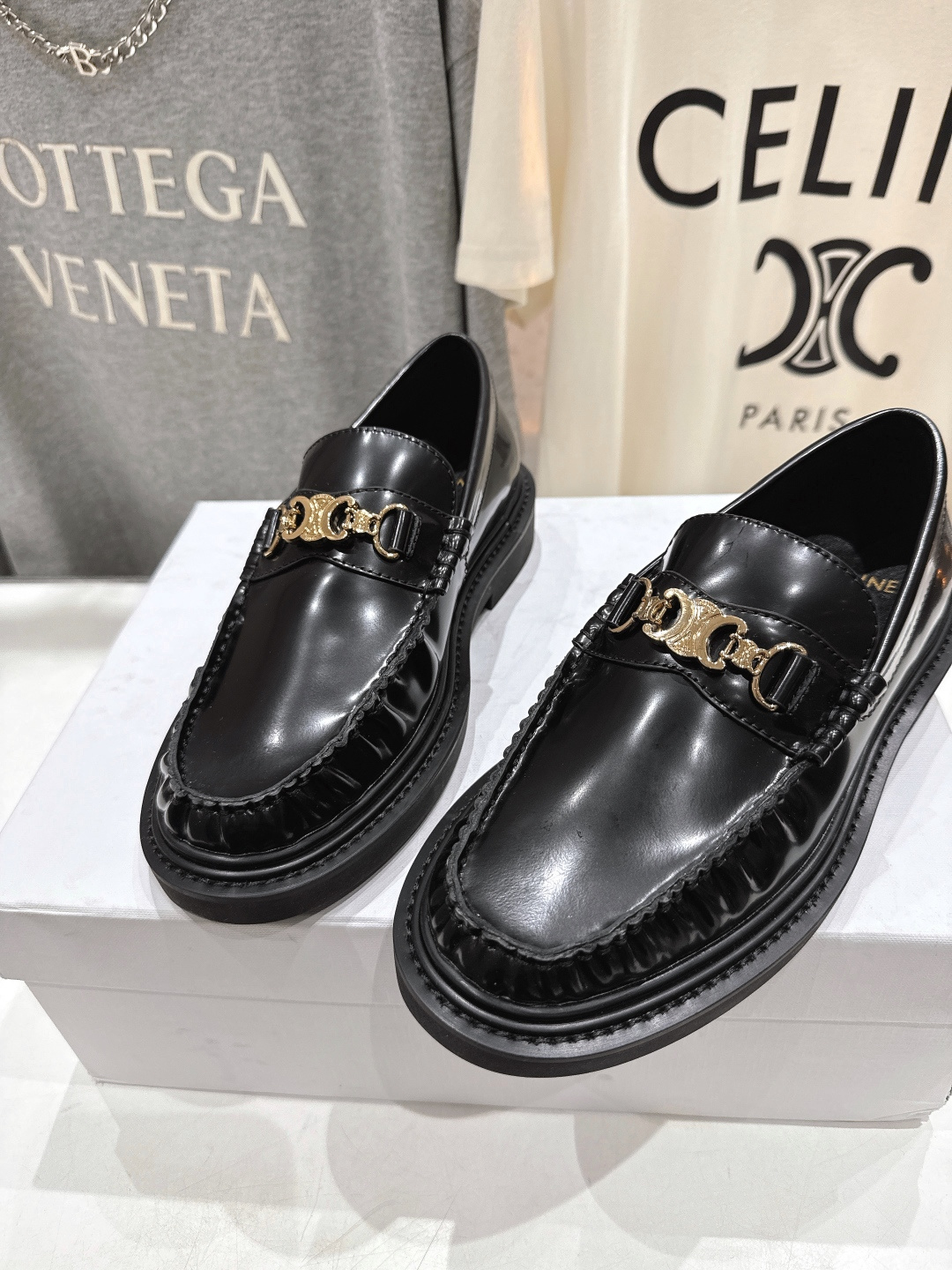 高版本出厂 Celine*赛琳F035 2026ss早春爆款厚底一脚蹬乐福鞋休闲小皮鞋，2026全新升级