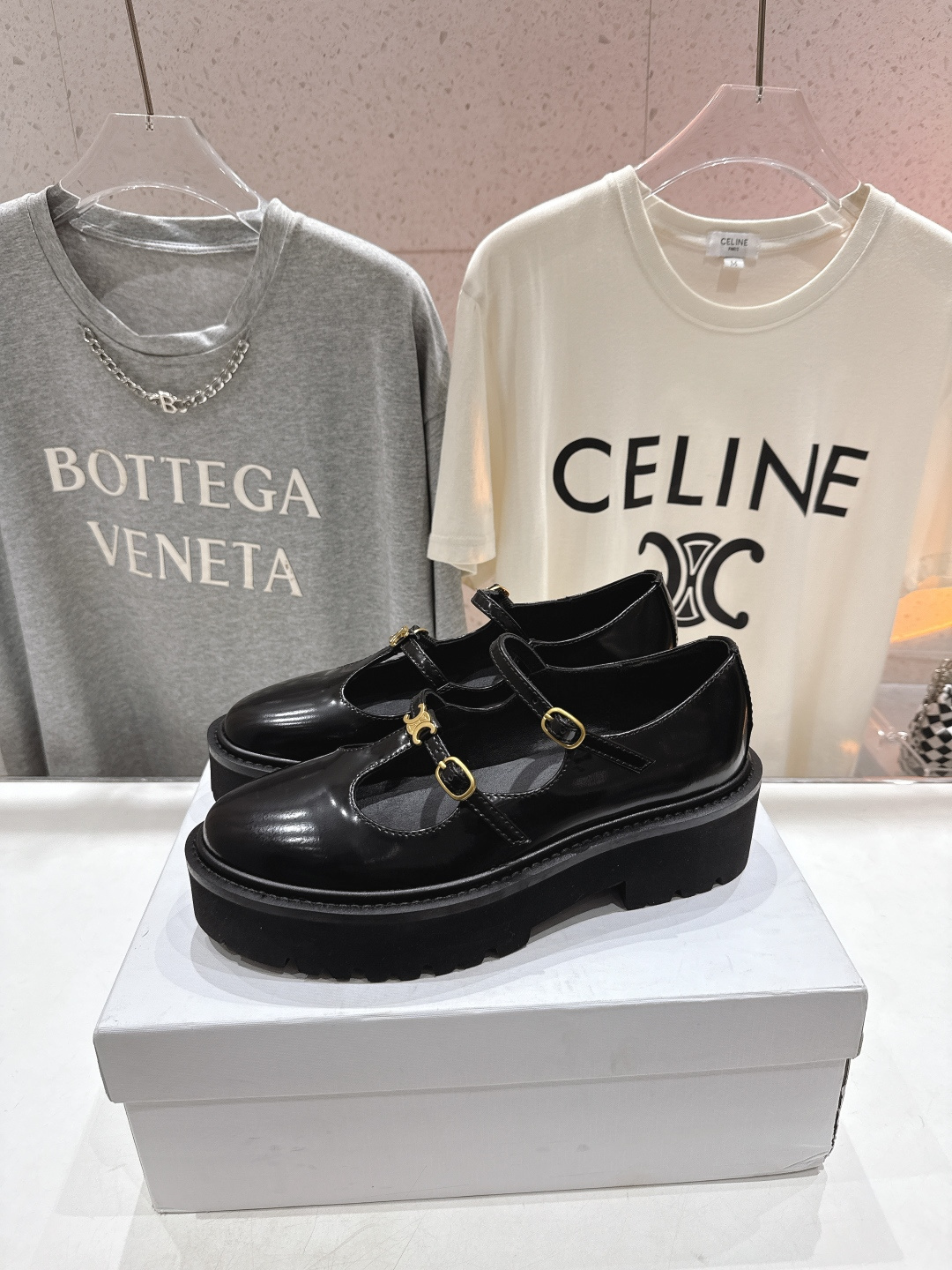 高版本出厂 CELINE*赛琳F035 2026ss早春新款厚底玛丽珍乐福鞋网红爆款来袭！各大网红抢先体