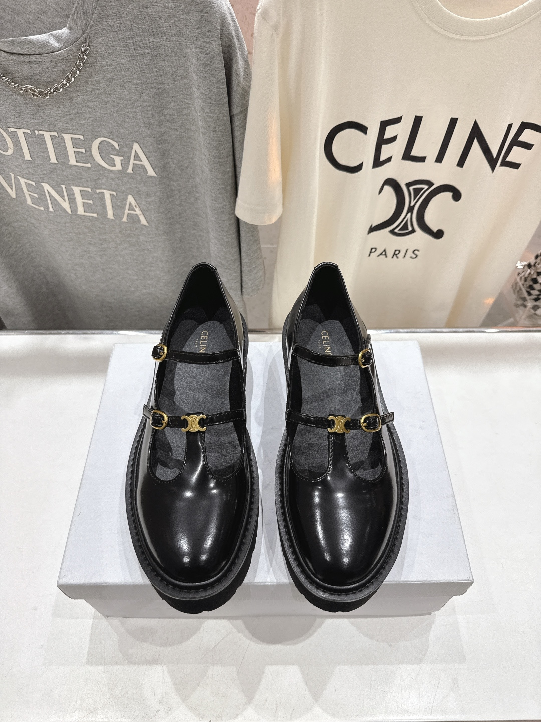 高版本出厂 CELINE*赛琳F035 2026ss早春新款厚底玛丽珍乐福鞋网红爆款来袭！各大网红抢先体