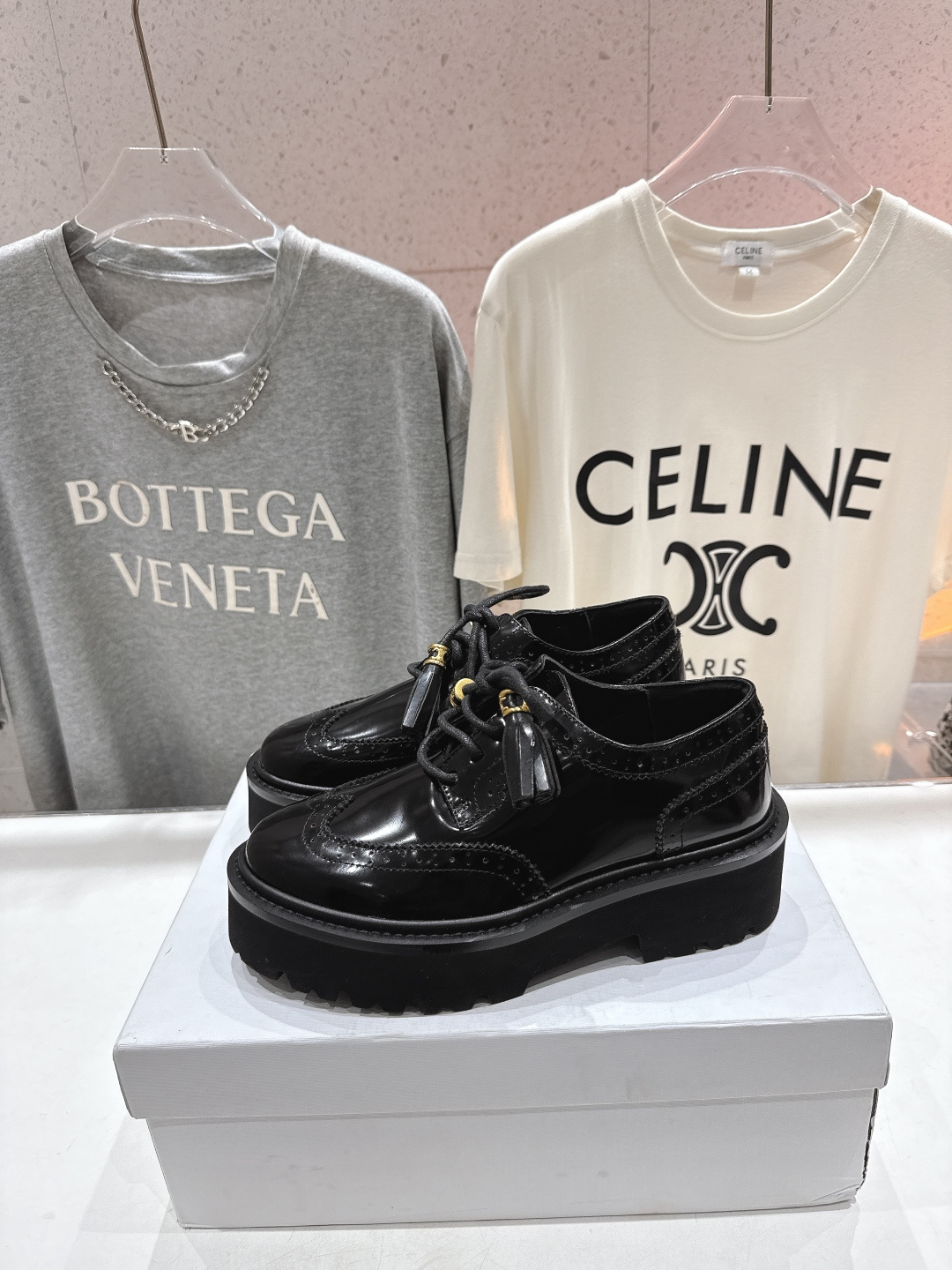高版本出厂 CELINE*赛琳F035 2026ss早春新款厚底玛丽珍乐福鞋网红爆款来袭！各大网红抢先体