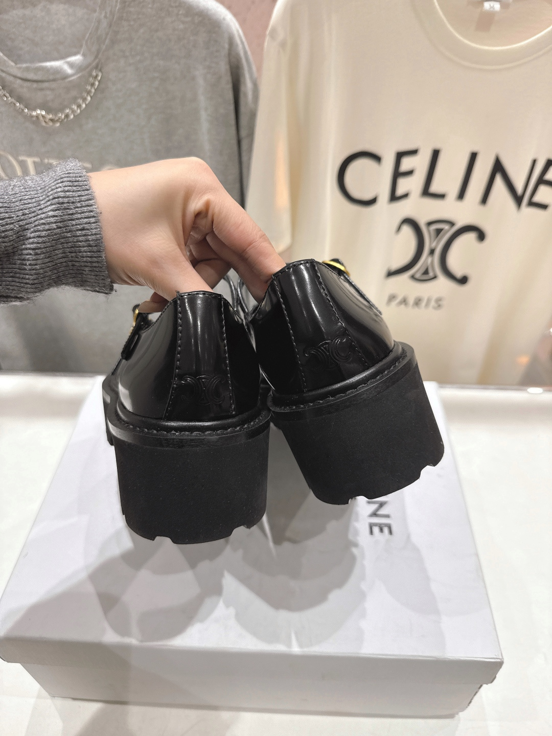 高版本出厂 CELINE*赛琳F035 2026ss早春新款厚底玛丽珍乐福鞋网红爆款来袭！各大网红抢先体
