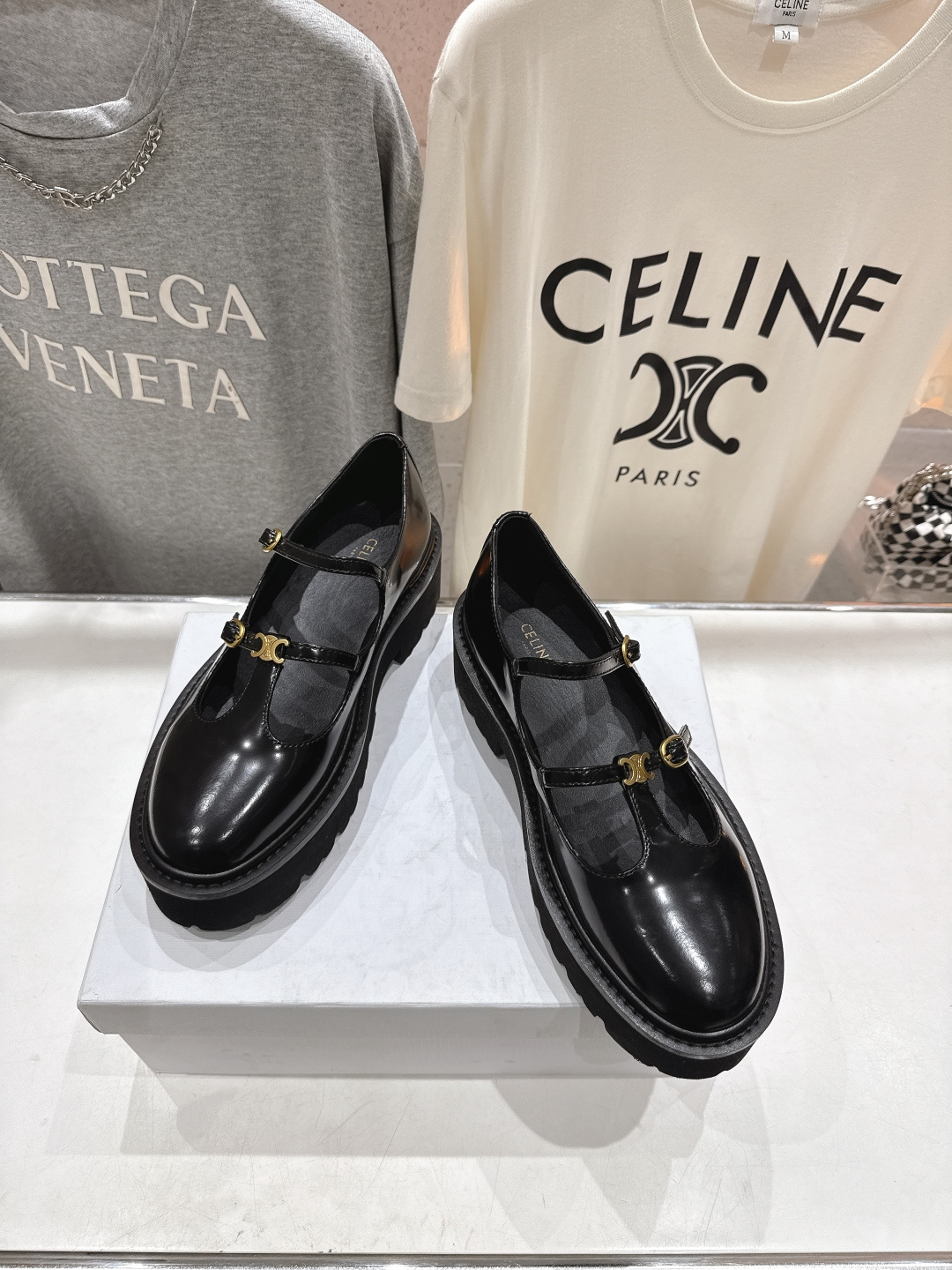 高版本出厂 CELINE*赛琳F035 2026ss早春新款厚底玛丽珍乐福鞋网红爆款来袭！各大网红抢先体