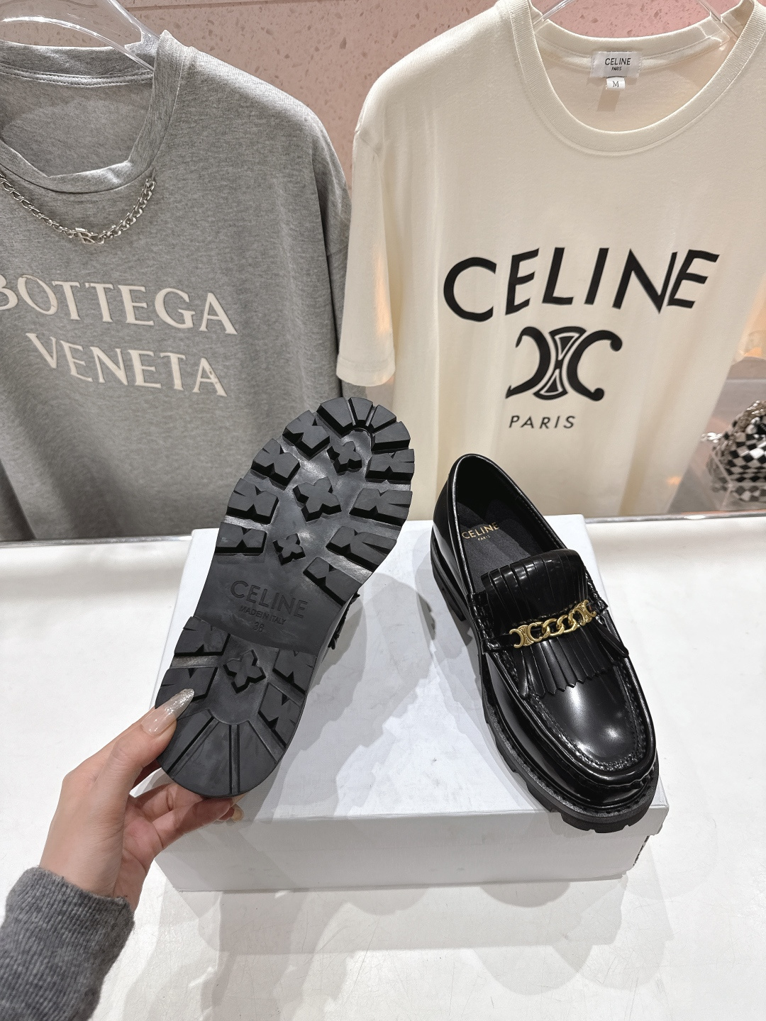 高版本出厂 CELINE*赛琳F035 2026ss早春新款厚底玛丽珍乐福鞋网红爆款来袭！各大网红抢先体