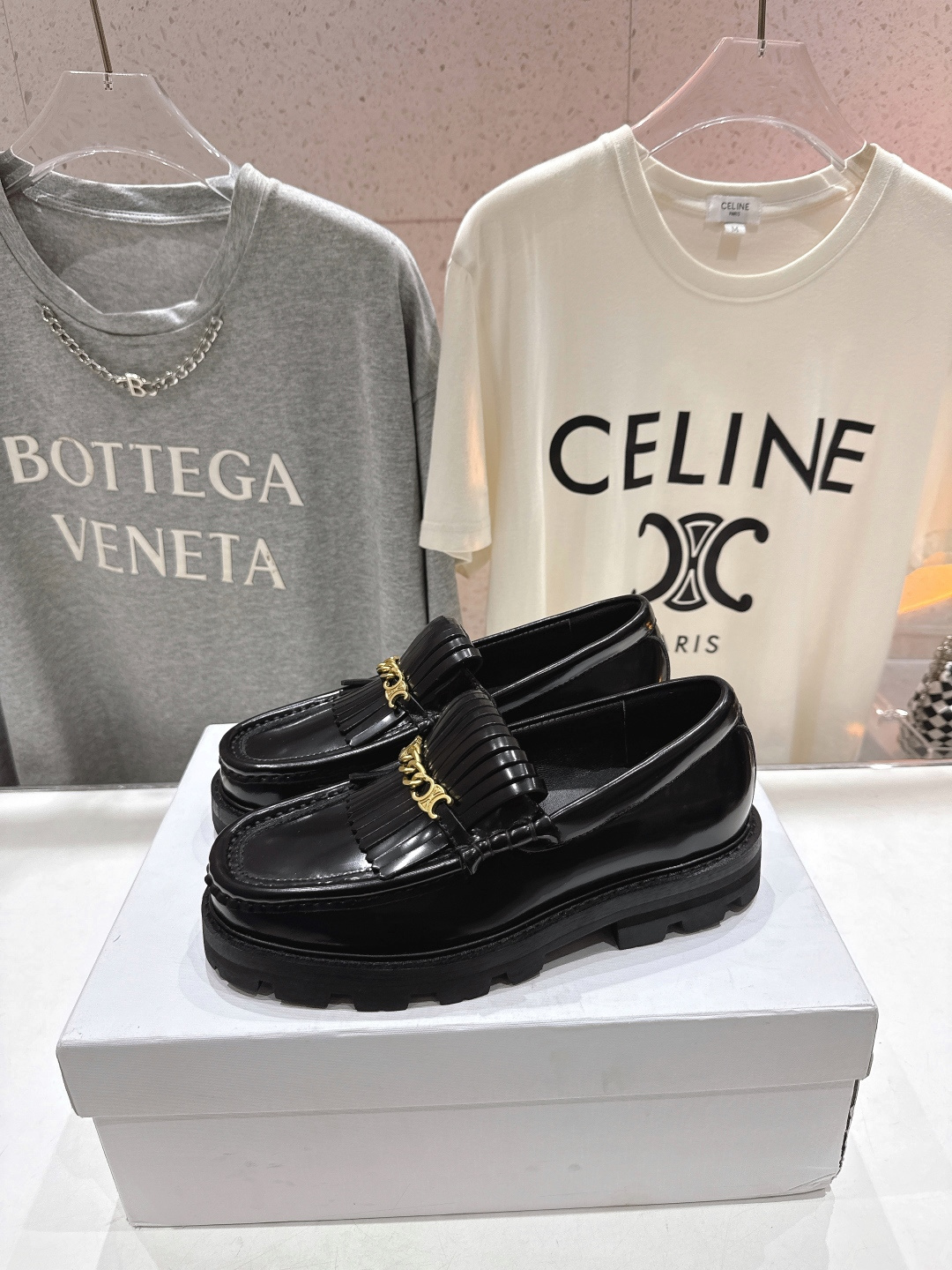 高版本出厂 CELINE*赛琳F035 2026ss早春新款厚底玛丽珍乐福鞋网红爆款来袭！各大网红抢先体
