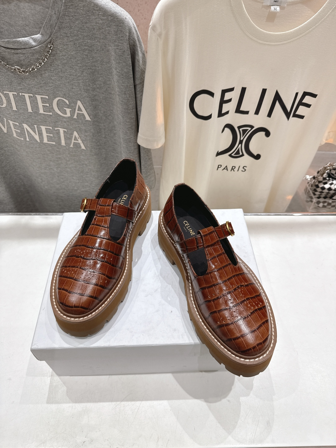 高版本出厂 CELINE*赛琳F035 2026ss早春新款厚底玛丽珍乐福鞋网红爆款来袭！各大网红抢先体