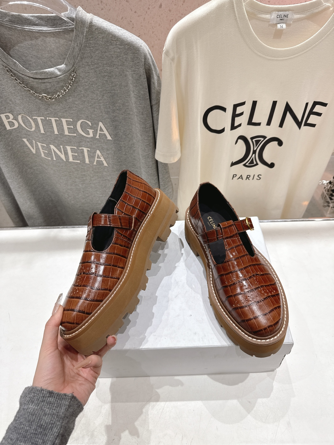 高版本出厂 CELINE*赛琳F035 2026ss早春新款厚底玛丽珍乐福鞋网红爆款来袭！各大网红抢先体