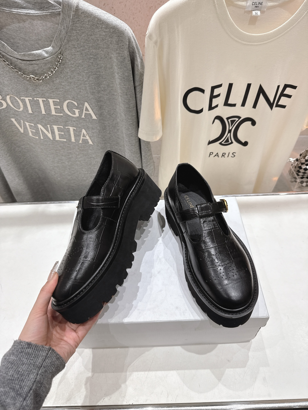 高版本出厂 CELINE*赛琳F035 2026ss早春新款厚底玛丽珍乐福鞋网红爆款来袭！各大网红抢先体