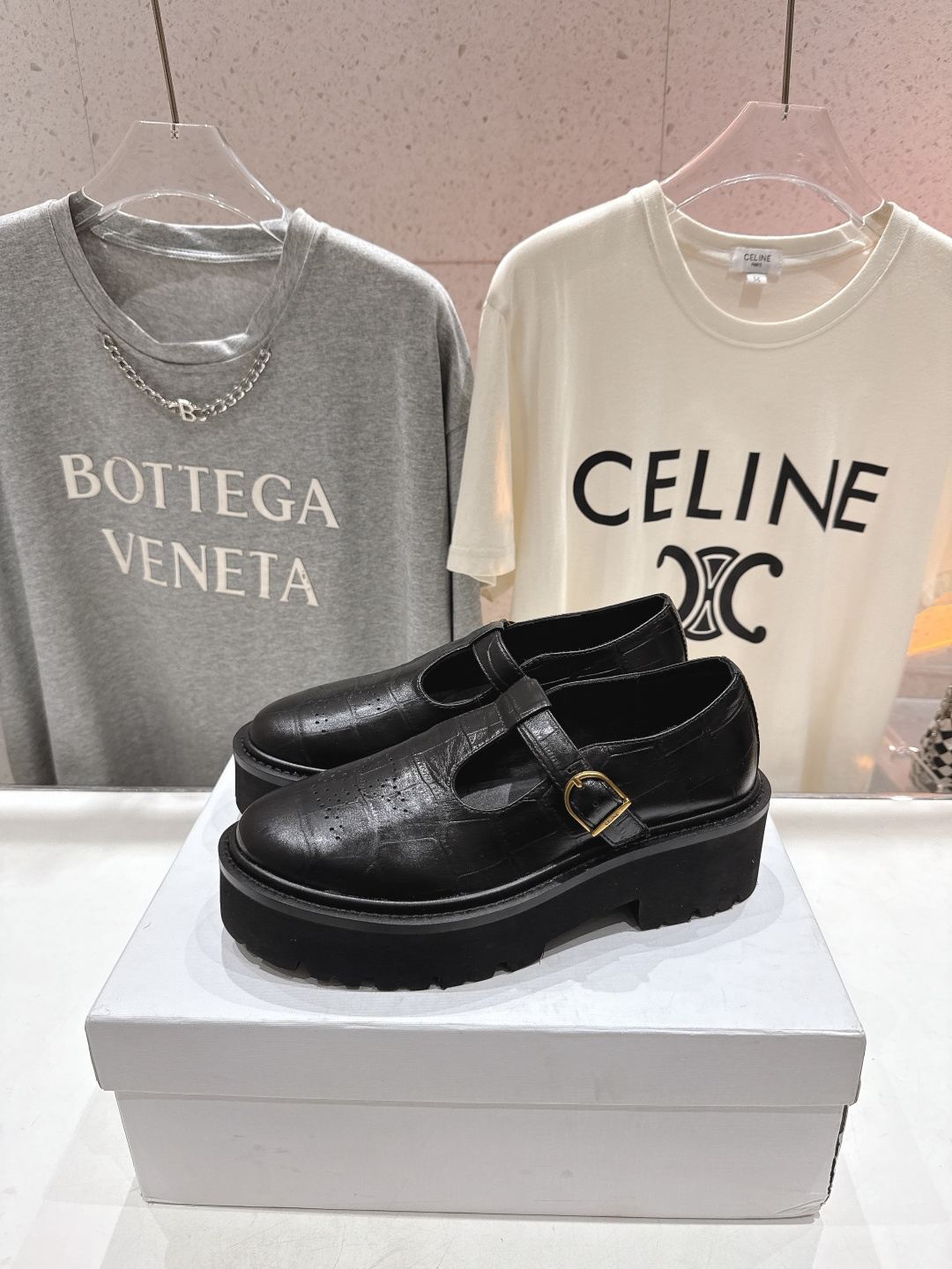 高版本出厂 CELINE*赛琳F035 2026ss早春新款厚底玛丽珍乐福鞋网红爆款来袭！各大网红抢先体