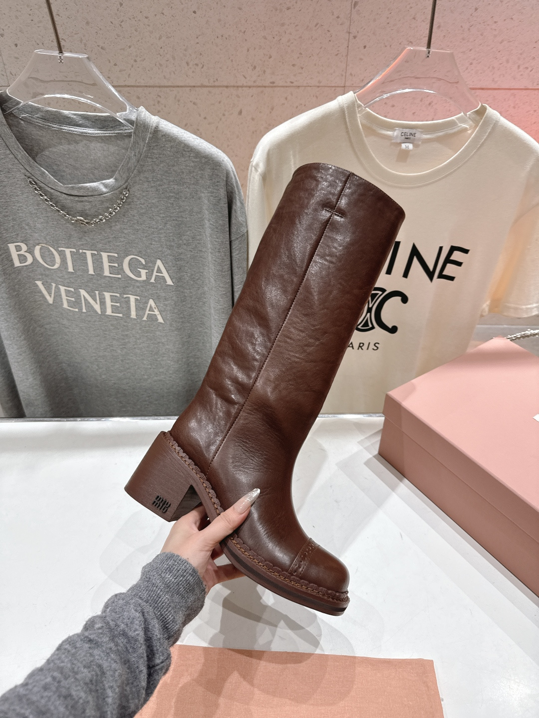 高版本出厂 MiuMiu/缪缪F035 25ss秋冬走秀款西部系列·复古机车靴马丁靴直筒长靴今年最值得入