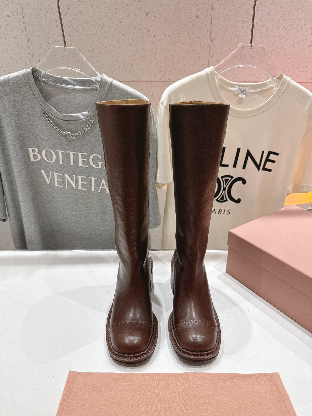 高版本出厂 MiuMiu/缪缪F035 25ss秋冬走秀款西部系列·复古机车靴马丁靴直筒长靴今年最值得入