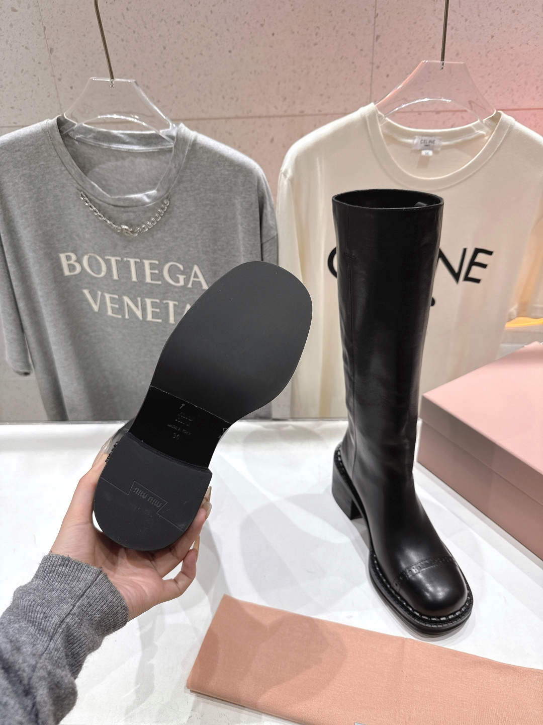 高版本出厂 MiuMiu/缪缪F035 25ss秋冬走秀款西部系列·复古机车靴马丁靴直筒长靴今年最值得入