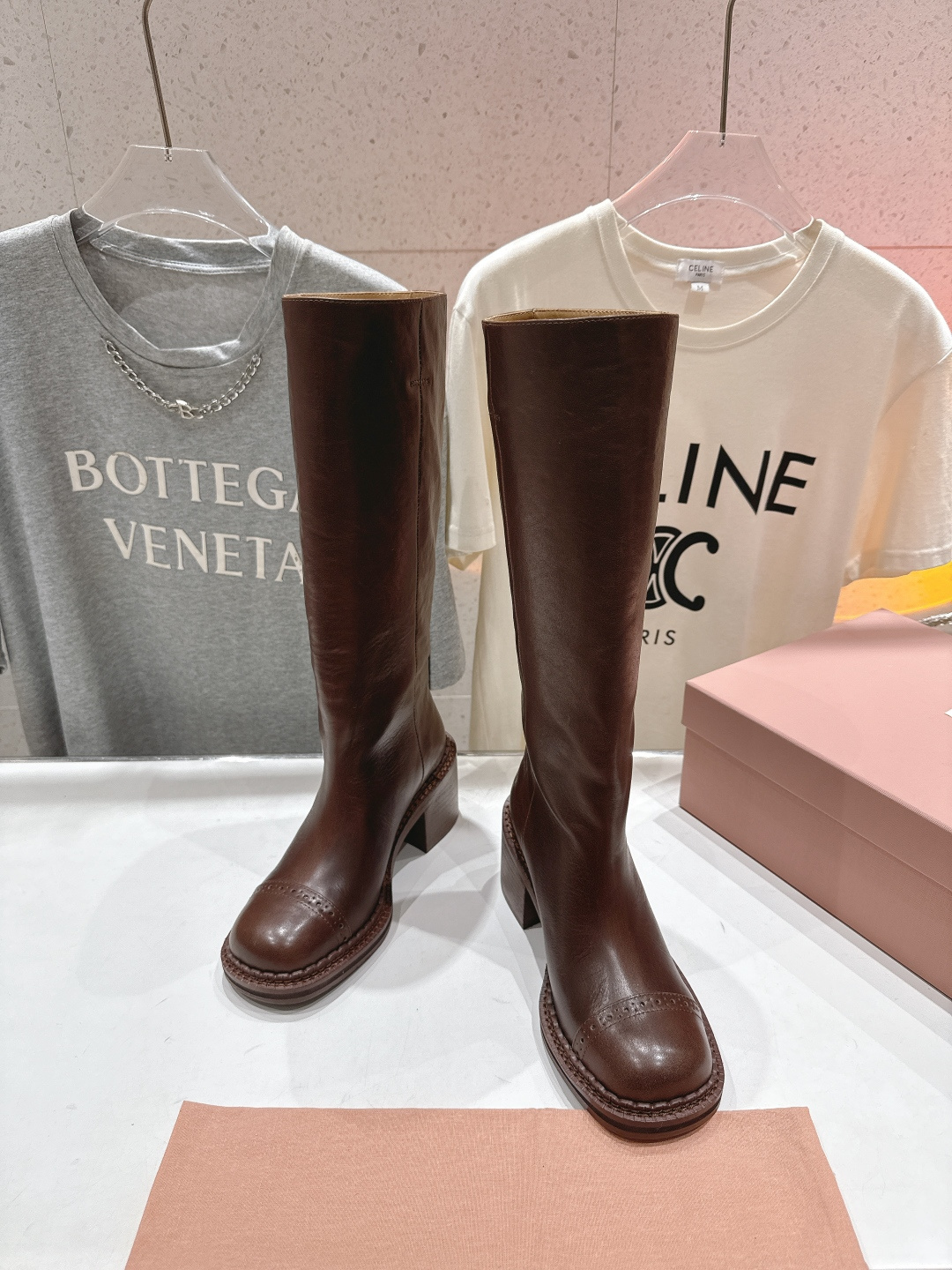 高版本出厂 MiuMiu/缪缪F035 25ss秋冬走秀款西部系列·复古机车靴马丁靴直筒长靴今年最值得入