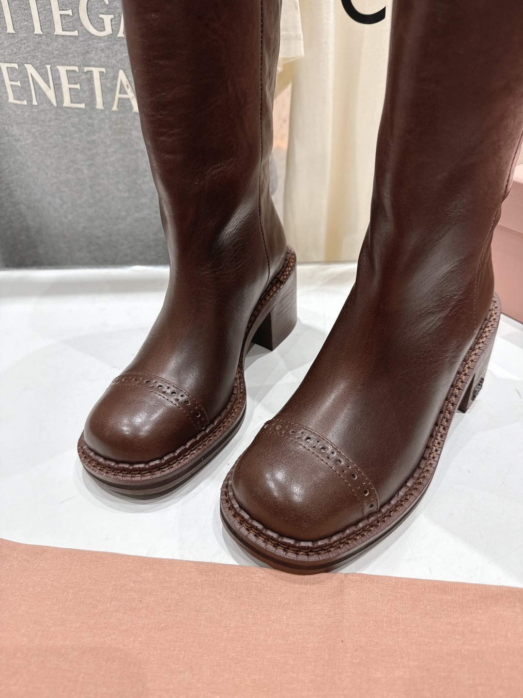 高版本出厂 MiuMiu/缪缪F035 25ss秋冬走秀款西部系列·复古机车靴马丁靴直筒长靴今年最值得入