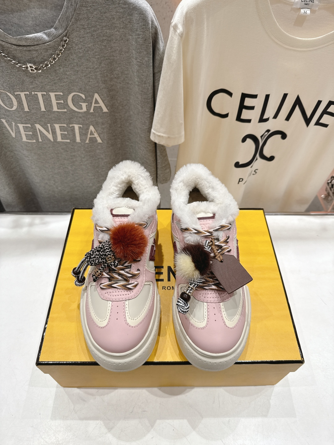 高版本出厂 毛里 Fendi/芬迪F029 2025ss冬季新款 First 1系列系带厚底羊毛里休闲运