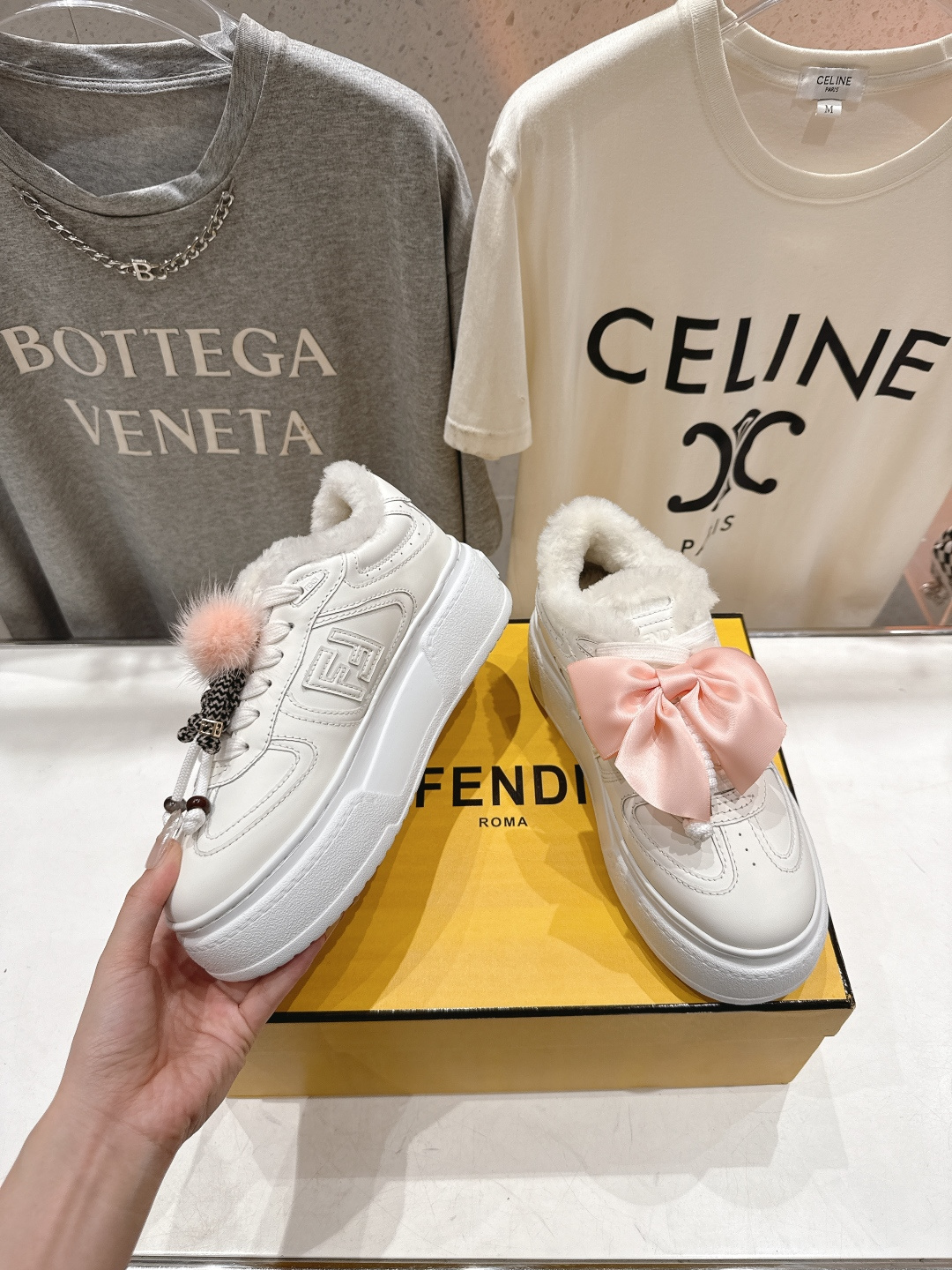 高版本出厂 毛里 Fendi/芬迪F029 2025ss冬季新款 First 1系列系带厚底羊毛里休闲运