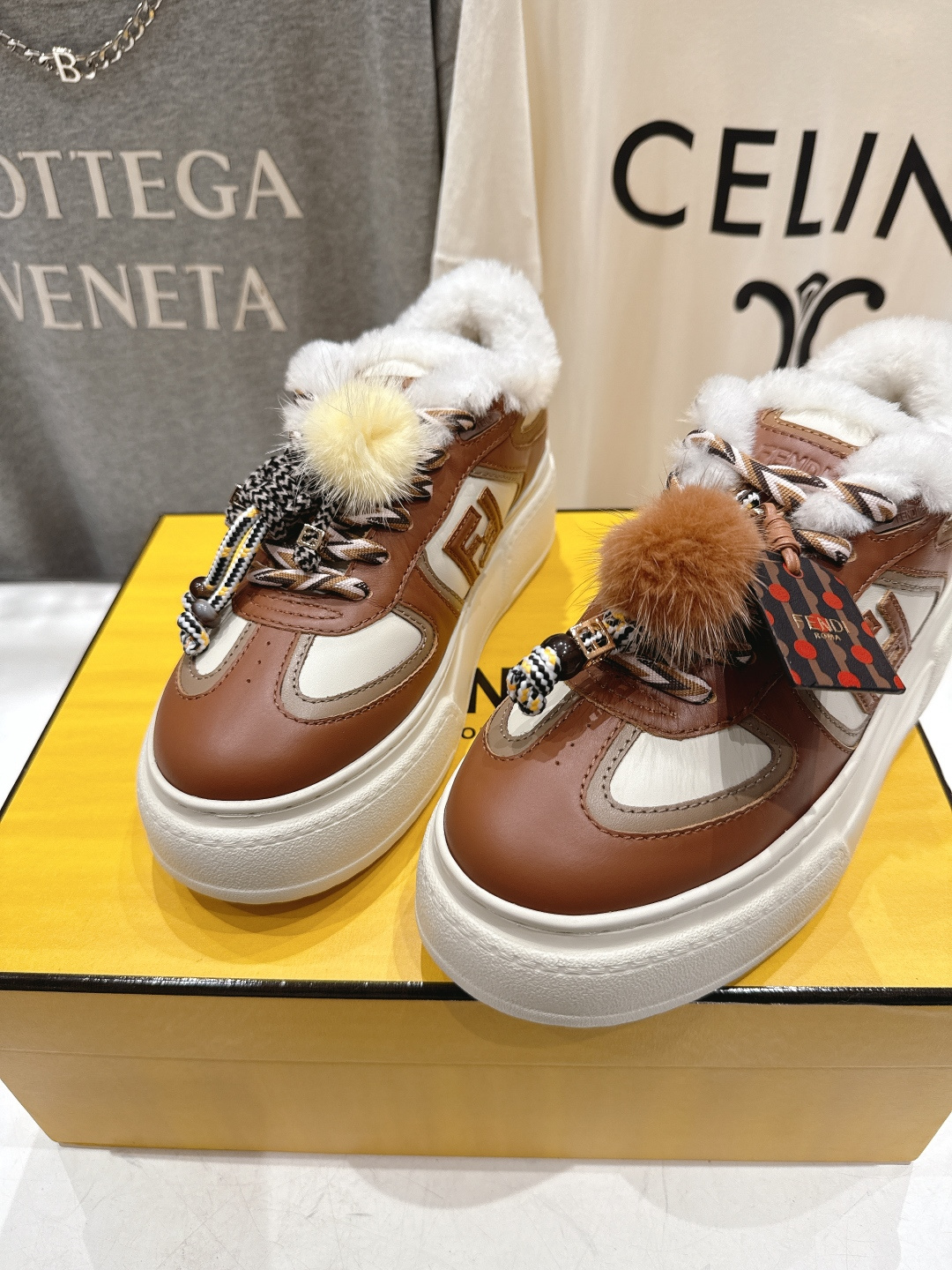 高版本出厂 毛里 Fendi/芬迪F029 2025ss冬季新款 First 1系列系带厚底羊毛里休闲运