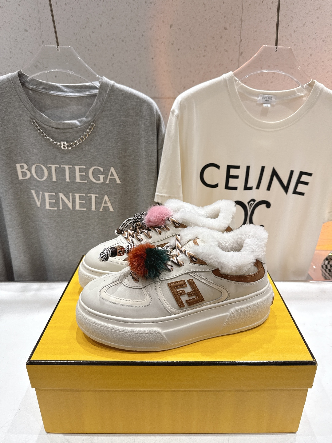 高版本出厂 毛里 Fendi/芬迪F029 2025ss冬季新款 First 1系列系带厚底羊毛里休闲运