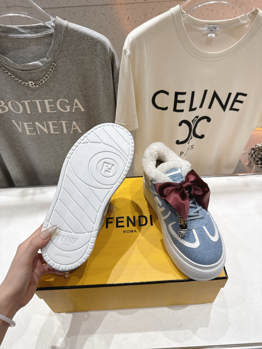 高版本出厂 毛里 Fendi/芬迪F029 2025ss冬季新款 First 1系列系带厚底羊毛里休闲运