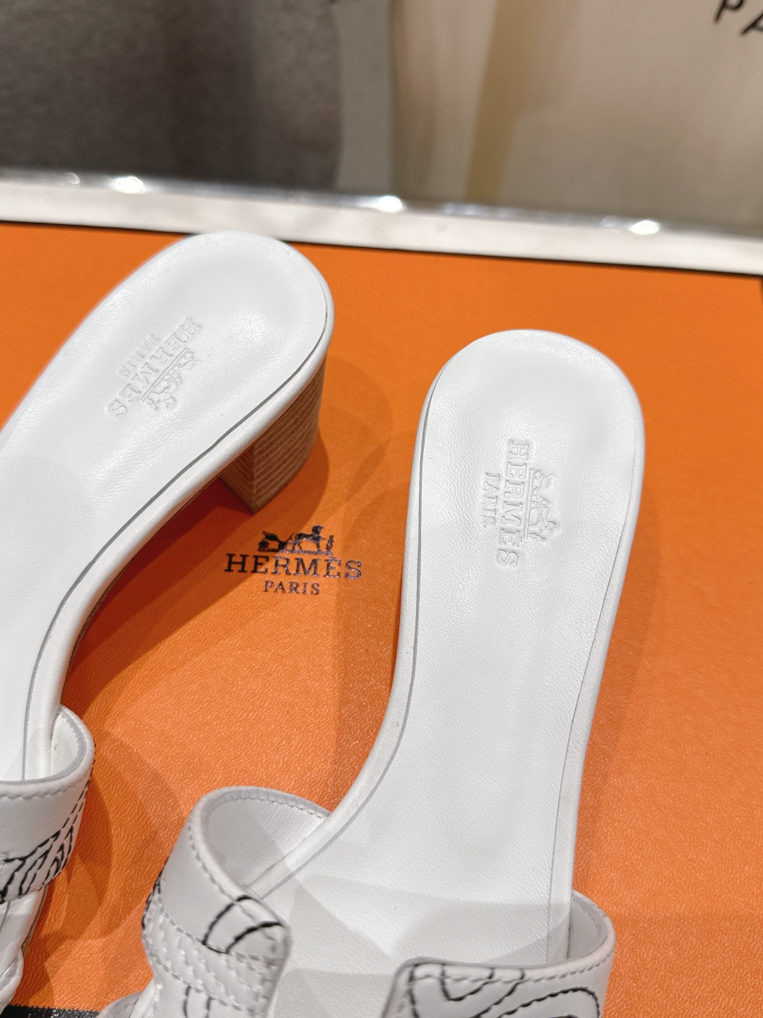 高版本出厂 高跟 HERMES*✈️爱马仕H家2026ss最新夏季升级版经典高跟H拖鞋🇮🇹度假旅游必备神
