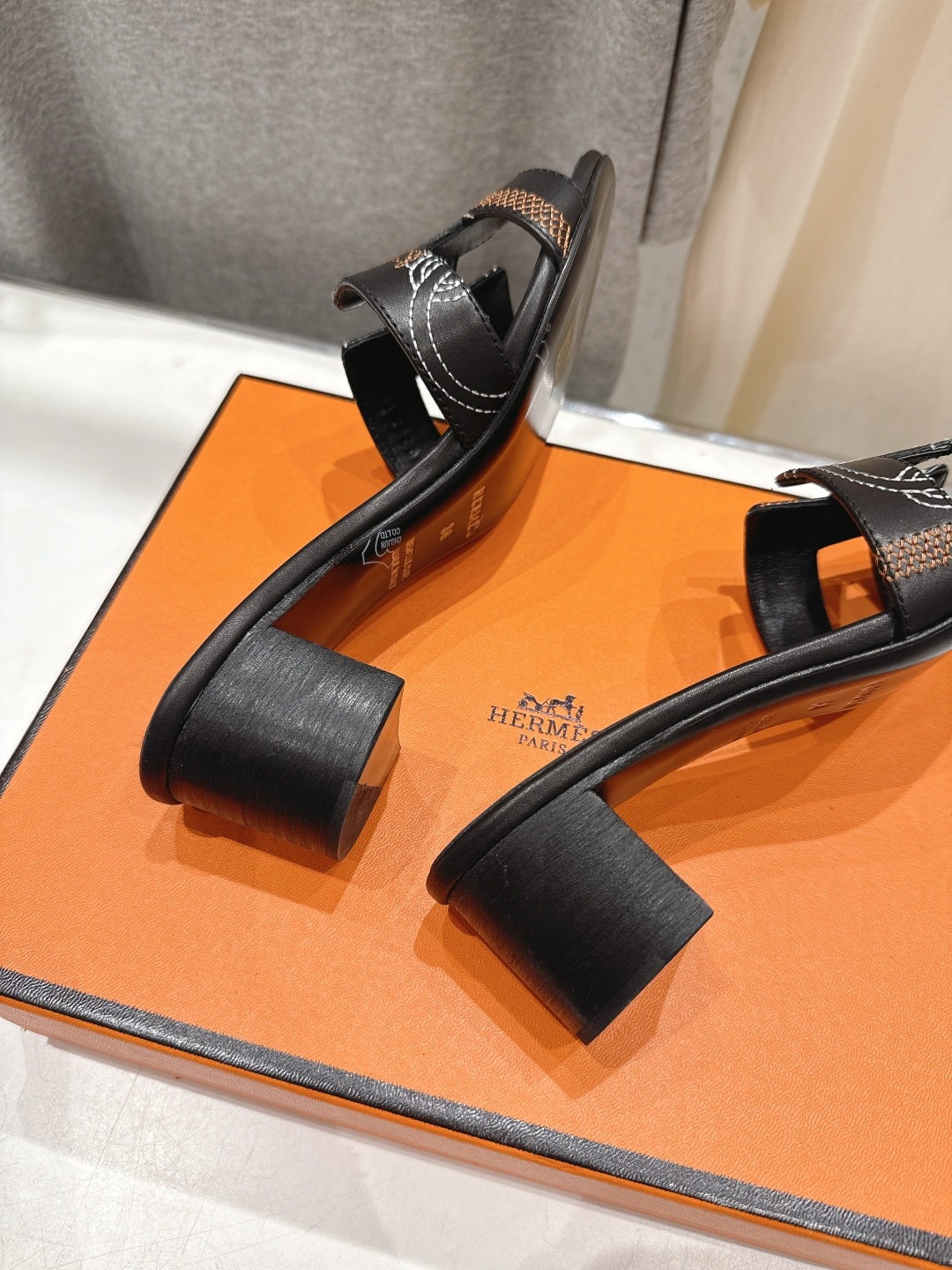 高版本出厂 高跟 HERMES*✈️爱马仕H家2026ss最新夏季升级版经典高跟H拖鞋🇮🇹度假旅游必备神