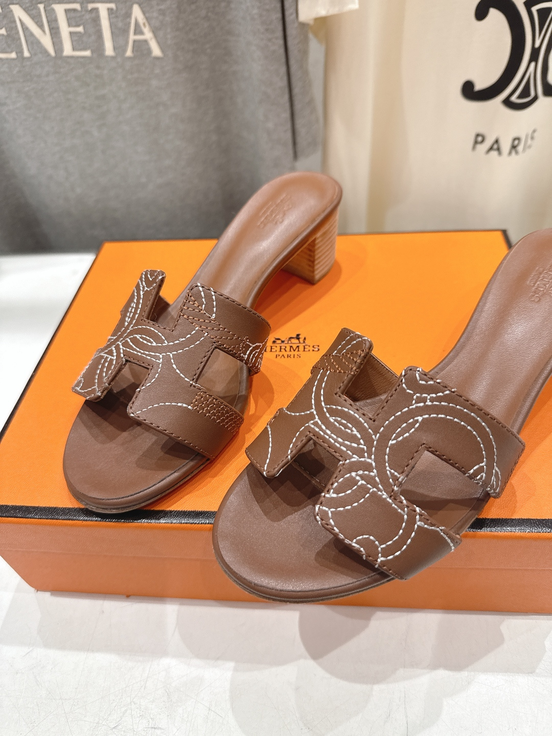 高版本出厂 高跟 HERMES*✈️爱马仕H家2026ss最新夏季升级版经典高跟H拖鞋🇮🇹度假旅游必备神