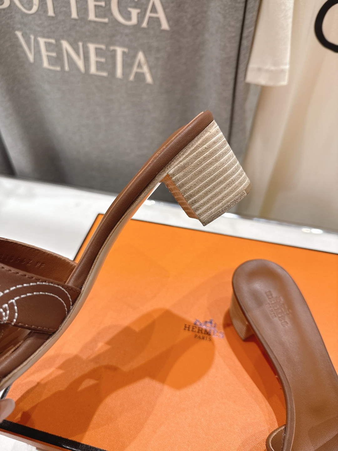 高版本出厂 高跟 HERMES*✈️爱马仕H家2026ss最新夏季升级版经典高跟H拖鞋🇮🇹度假旅游必备神