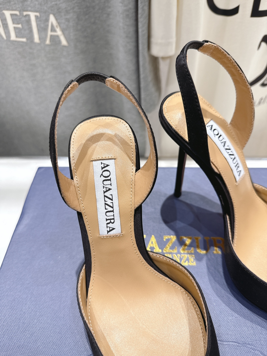 高版本出厂 AQUAZZURA～菠萝26ss/春夏全新水钻高跟鞋时装鞋单鞋凉鞋🥂【市场顶级版本】大热水钻