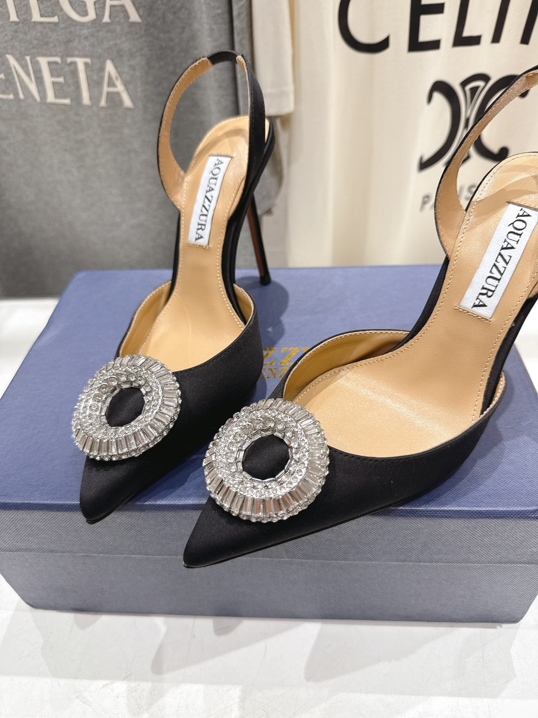高版本出厂 AQUAZZURA～菠萝26ss/春夏全新水钻高跟鞋时装鞋单鞋凉鞋🥂【市场顶级版本】大热水钻