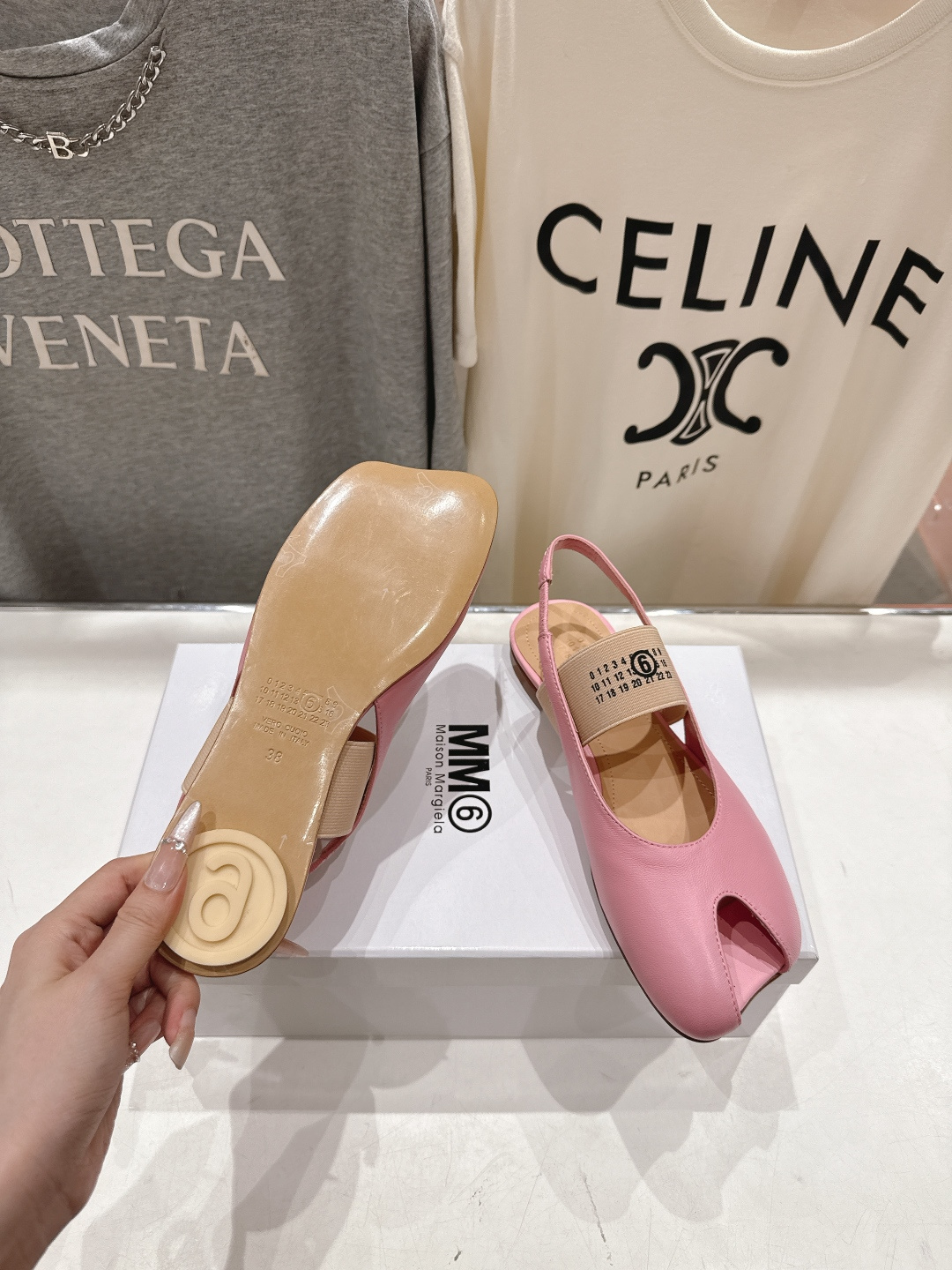 高版本出厂 MM6马吉拉F055 2026ss春夏新品玛丽珍平底鞋芭蕾舞鞋鱼嘴凉鞋舒适度不用说 肯定会很