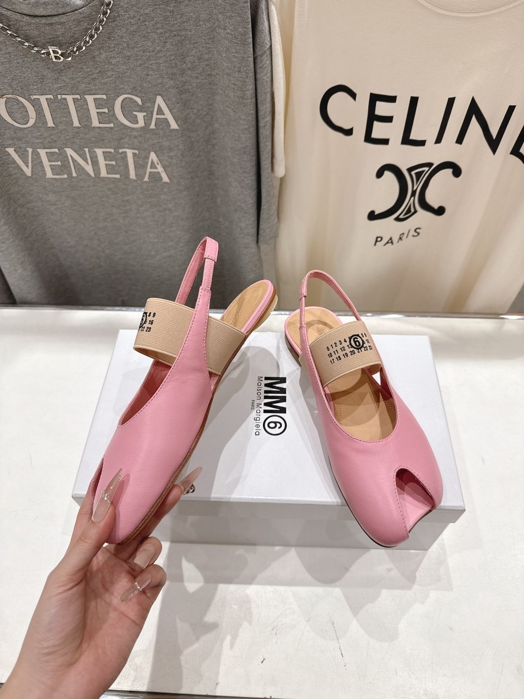 高版本出厂 MM6马吉拉F055 2026ss春夏新品玛丽珍平底鞋芭蕾舞鞋鱼嘴凉鞋舒适度不用说 肯定会很