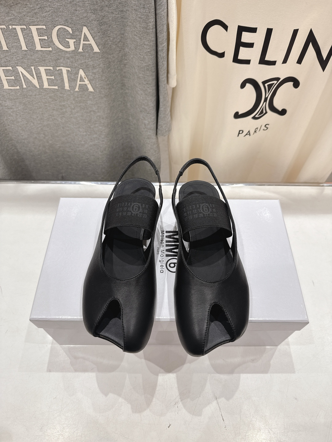 高版本出厂 MM6马吉拉F055 2026ss春夏新品玛丽珍平底鞋芭蕾舞鞋鱼嘴凉鞋舒适度不用说 肯定会很