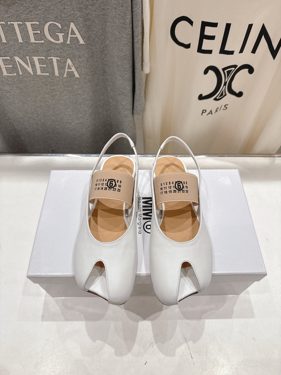 高版本出厂 MM6马吉拉F055 2026ss春夏新品玛丽珍平底鞋芭蕾舞鞋鱼嘴凉鞋舒适度不用说 肯定会很