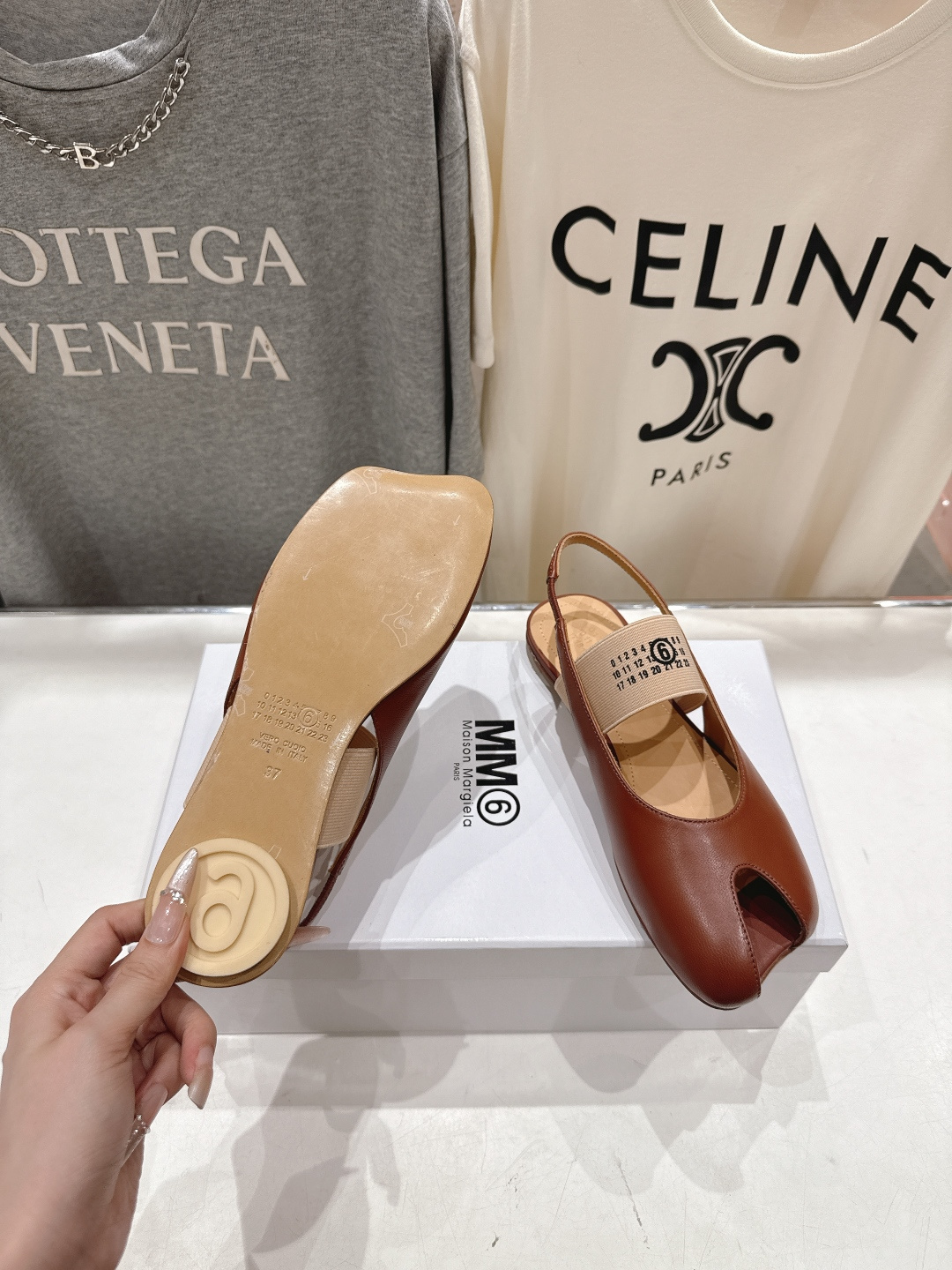 高版本出厂 MM6马吉拉F055 2026ss春夏新品玛丽珍平底鞋芭蕾舞鞋鱼嘴凉鞋舒适度不用说 肯定会很