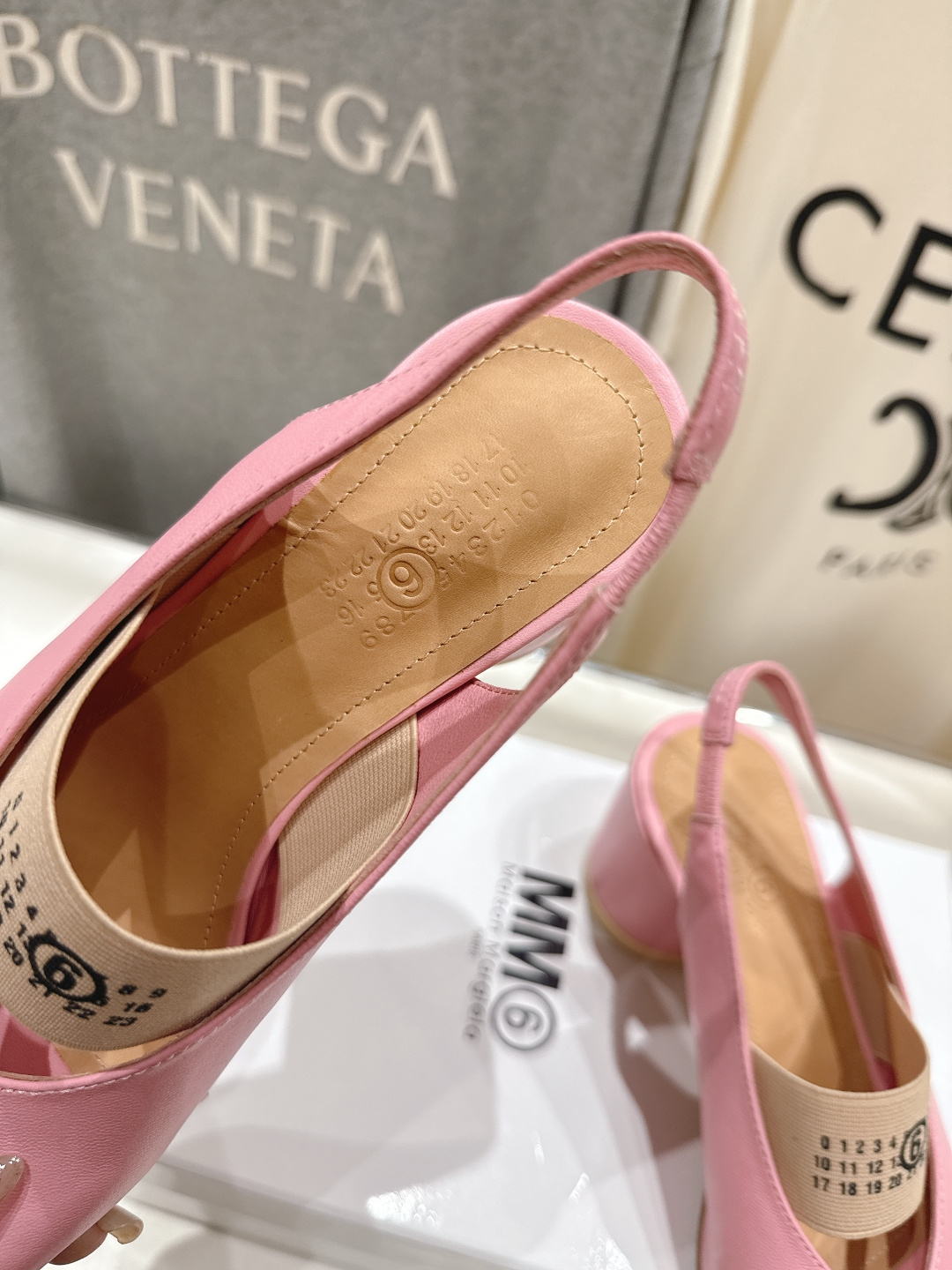 高版本出厂 MM6马吉拉F055 2026ss春夏新品玛丽珍高跟鞋芭蕾舞鞋鱼嘴凉鞋舒适度不用说 肯定会很