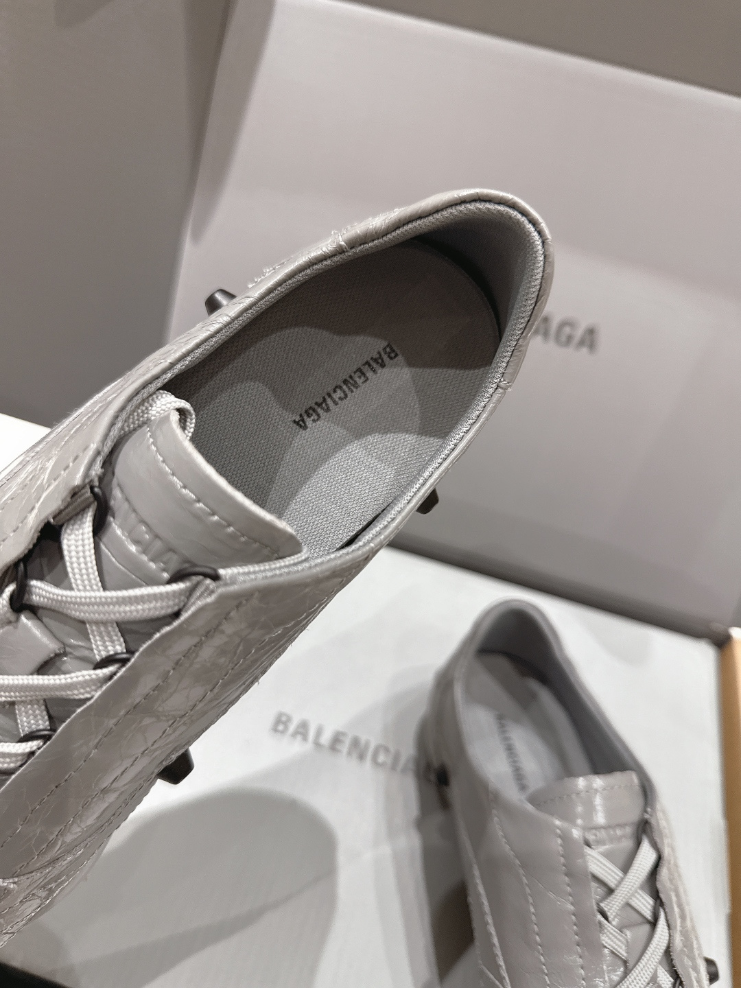 高版本出厂 莞货Balenciaga/巴黎世家F028 2026ss早春新款复古风休闲运动鞋德训鞋以复古