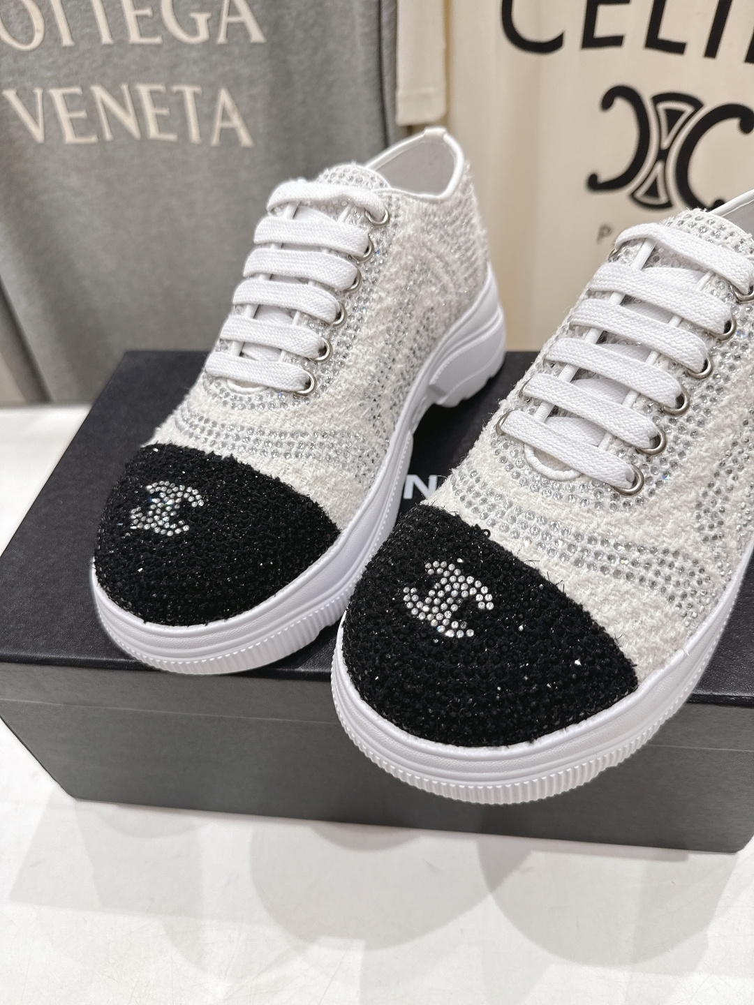 高版本出厂 Chanel香奈儿F036 小香 2026ss走秀新款厚底烫钻休闲鞋小白鞋运动鞋 饼干鞋顶级