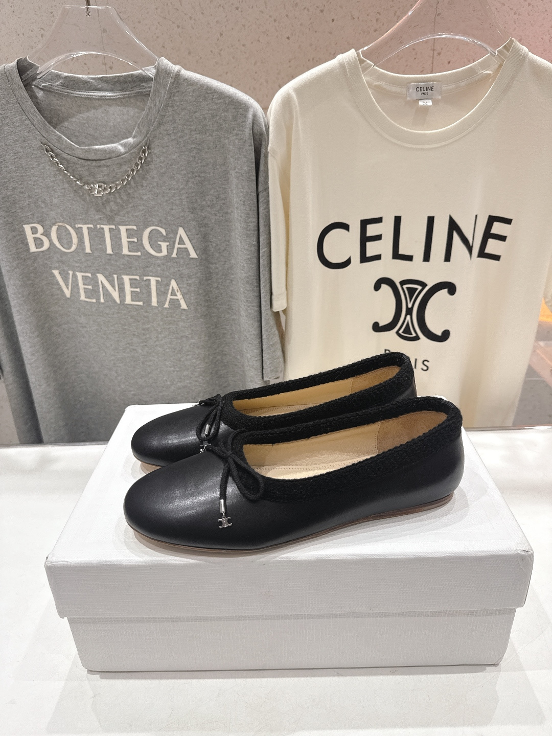 高版本出厂 CELINE*赛琳F018 2026ss早春新款玛丽珍平底乐福鞋单鞋网红爆款来袭！各大网红抢