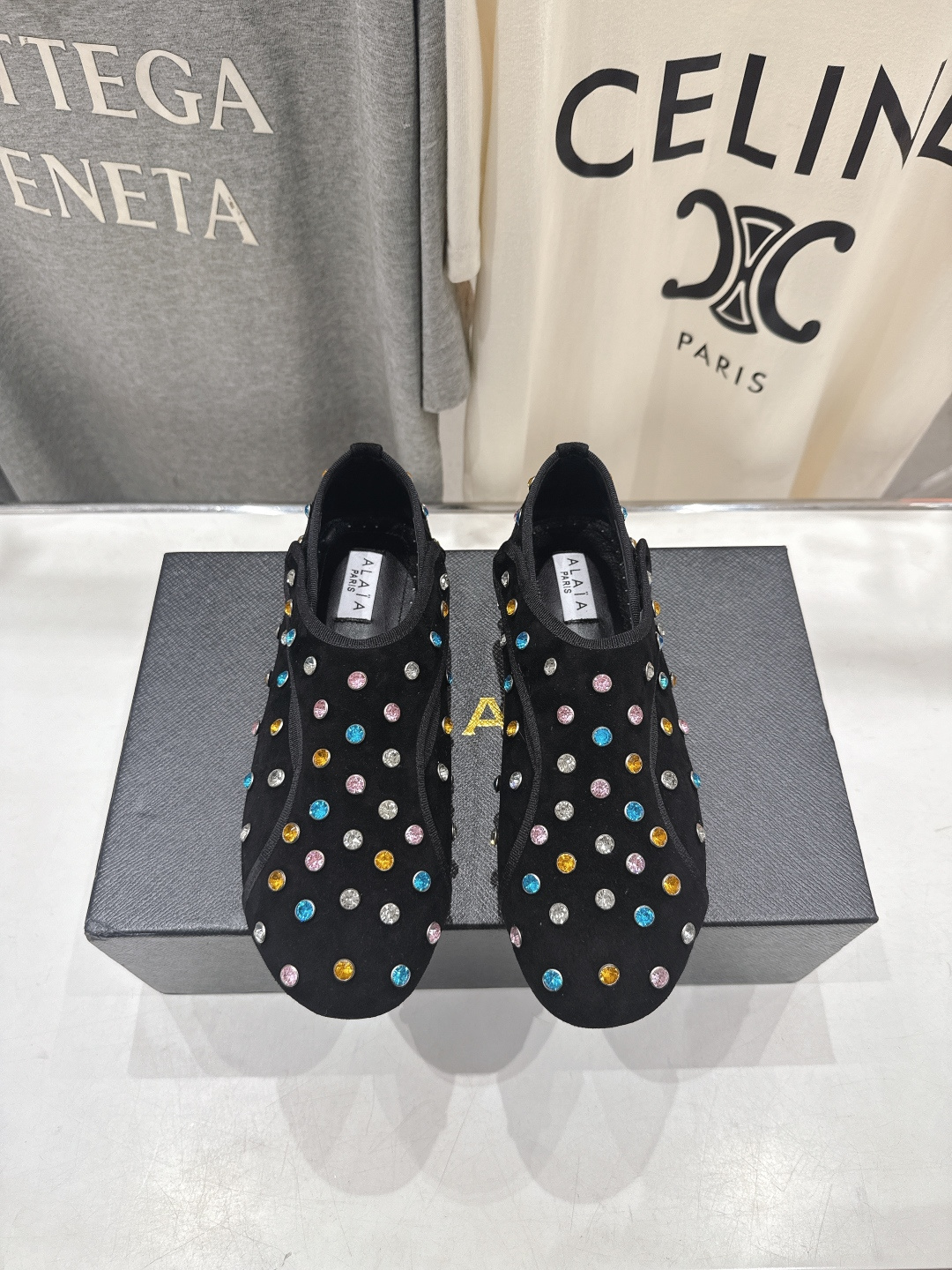 高版本出厂 独家新品 Alaia 阿莱亚F016 2026ss/走秀款带钻平底玛丽珍芭蕾舞鞋 最近超火的