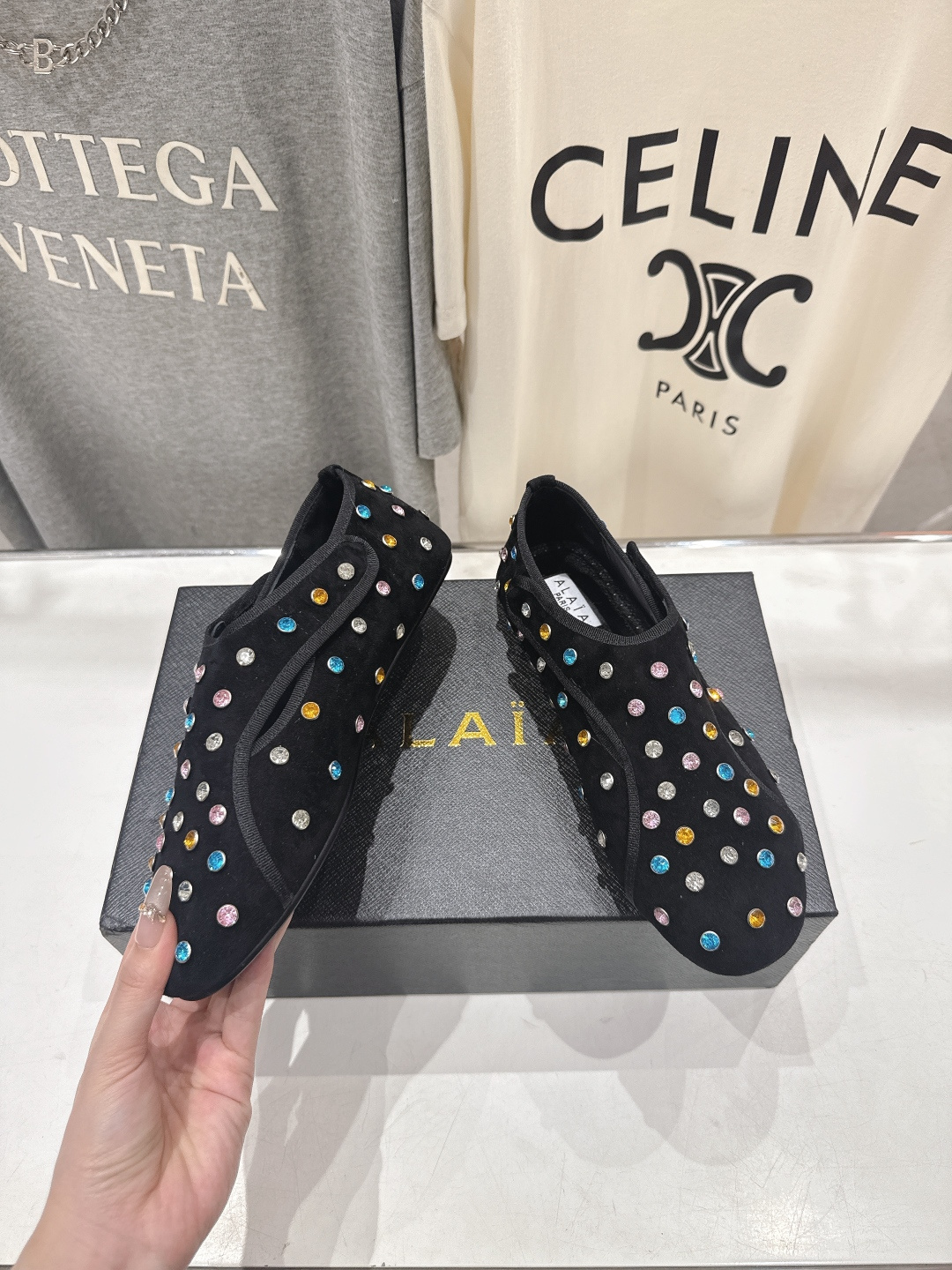 高版本出厂 独家新品 Alaia 阿莱亚F016 2026ss/走秀款带钻平底玛丽珍芭蕾舞鞋 最近超火的