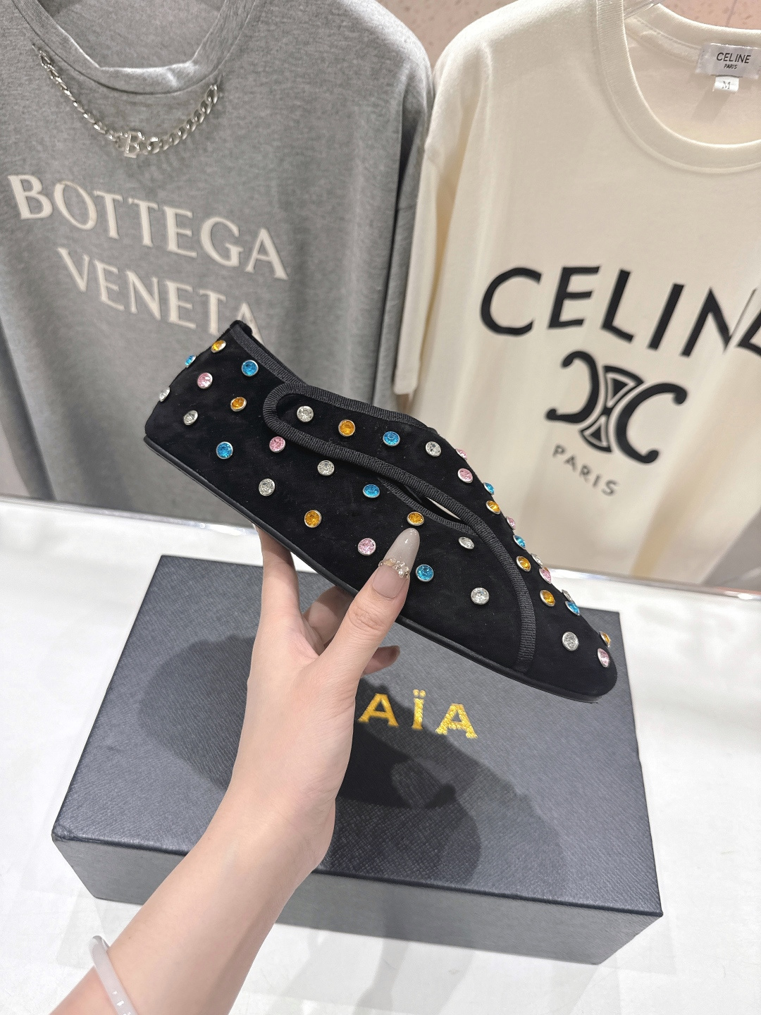 高版本出厂 独家新品 Alaia 阿莱亚F016 2026ss/走秀款带钻平底玛丽珍芭蕾舞鞋 最近超火的