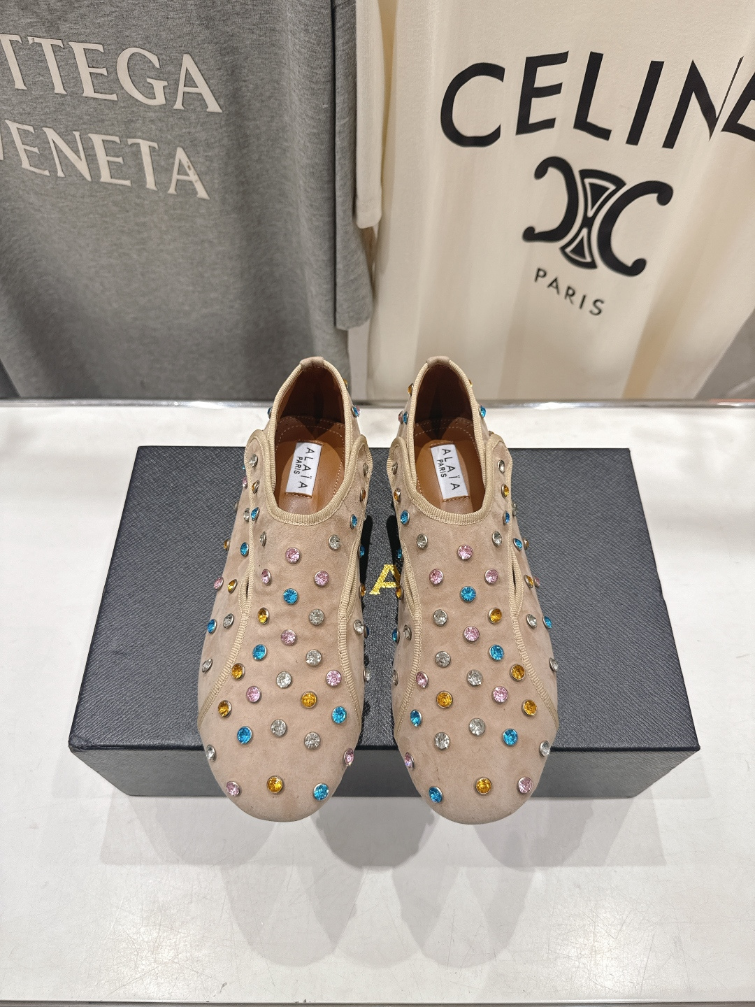 高版本出厂 独家新品 Alaia 阿莱亚F016 2026ss/走秀款带钻平底玛丽珍芭蕾舞鞋 最近超火的