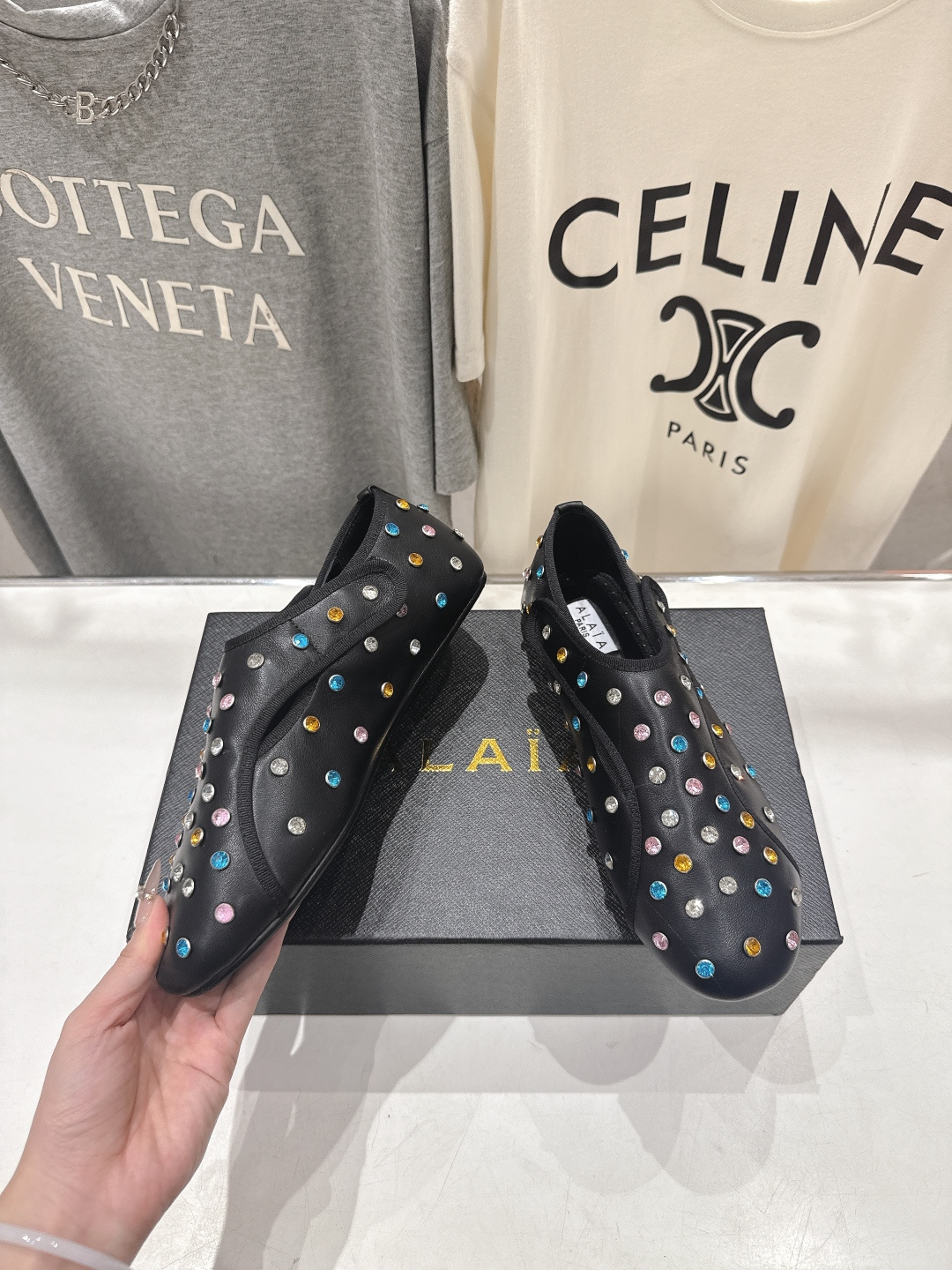 高版本出厂 独家新品 Alaia 阿莱亚F016 2026ss/走秀款带钻平底玛丽珍芭蕾舞鞋 最近超火的