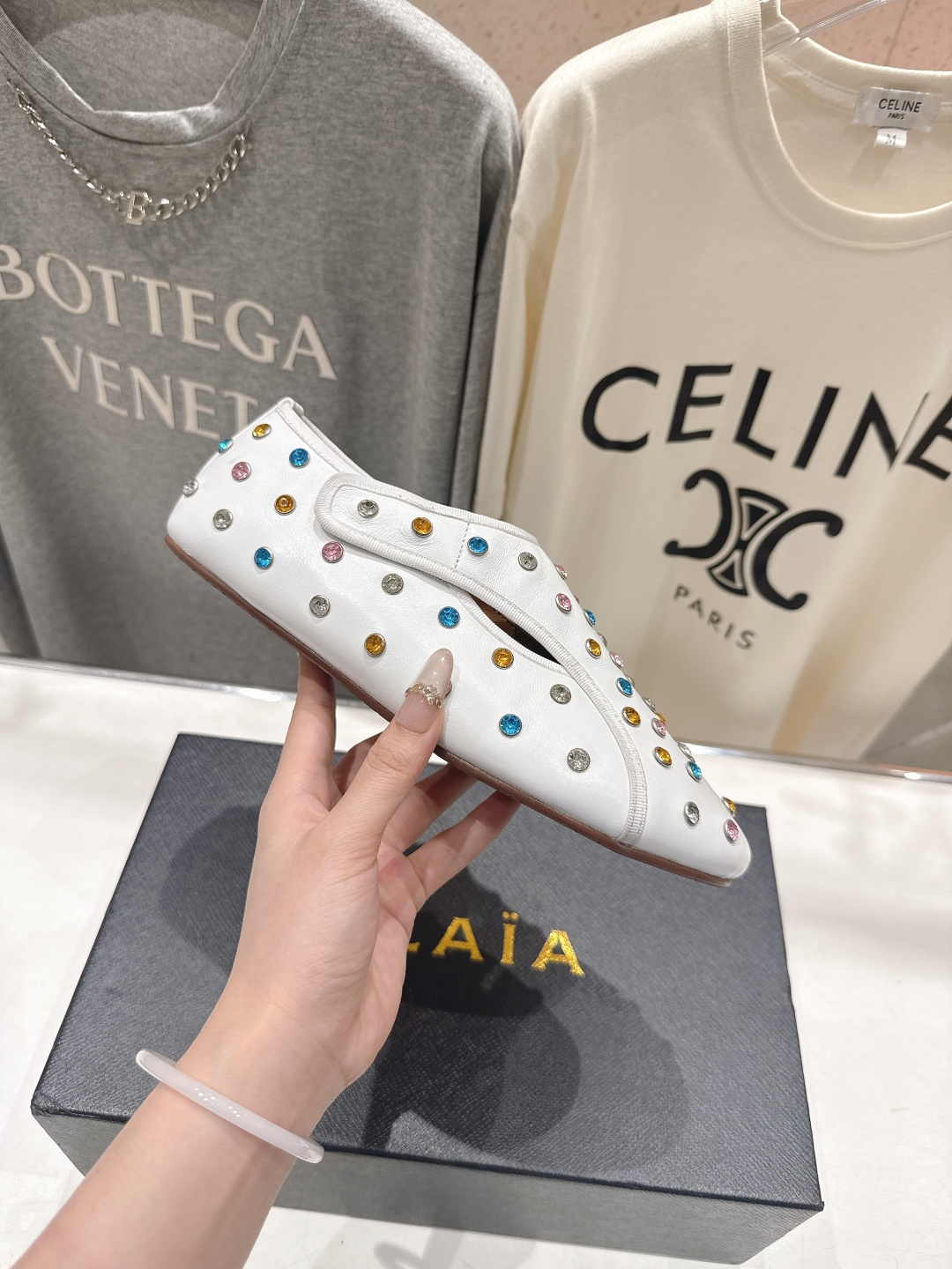 高版本出厂 独家新品 Alaia 阿莱亚F016 2026ss/走秀款带钻平底玛丽珍芭蕾舞鞋 最近超火的