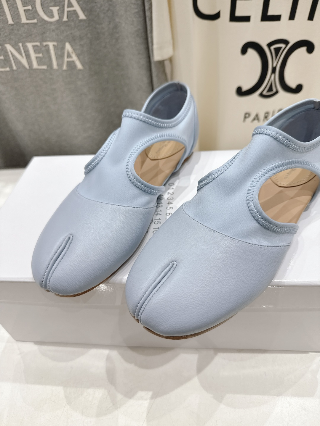 高版本出厂 MM6【Maison Magical】马吉拉26ss春夏新品文艺复古风一脚蹬平底分趾鞋懒人鞋