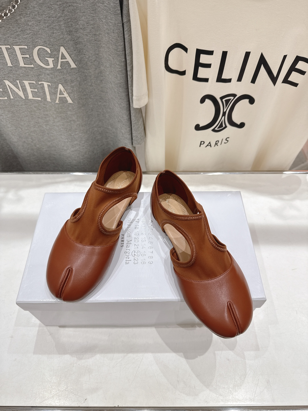 高版本出厂 MM6【Maison Magical】马吉拉26ss春夏新品文艺复古风一脚蹬平底分趾鞋懒人鞋