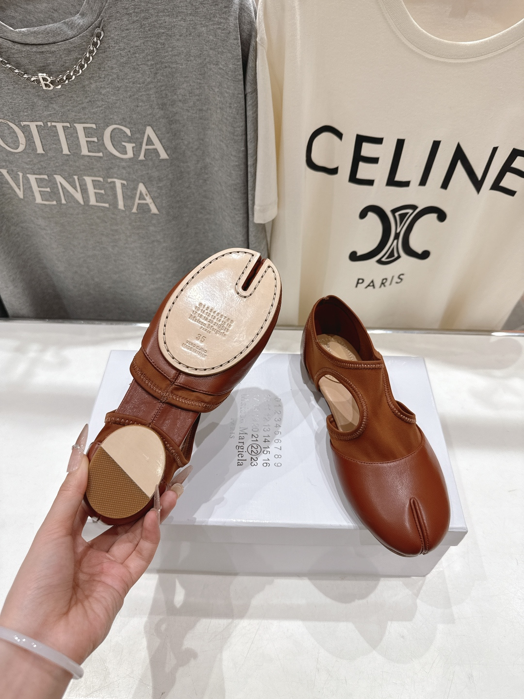 高版本出厂 MM6【Maison Magical】马吉拉26ss春夏新品文艺复古风一脚蹬平底分趾鞋懒人鞋